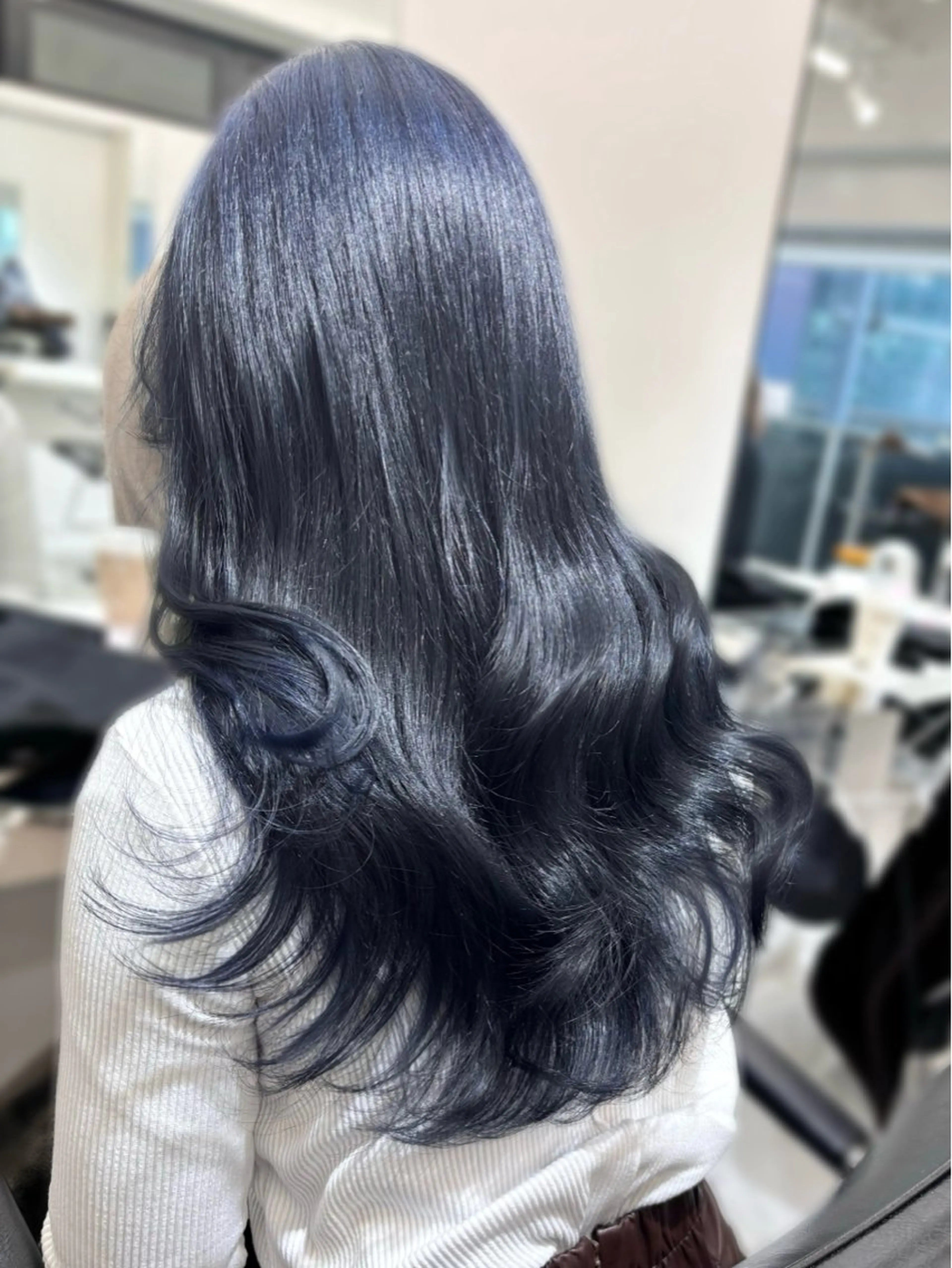 ロング カラー ブリーチ ブルーカラー ブルーグレー ケアブリーチ ダブルカラー カット ヘアカラー トリートメント 盛れる顔周り🤍渋谷 Risa🎀のヘアスタイル