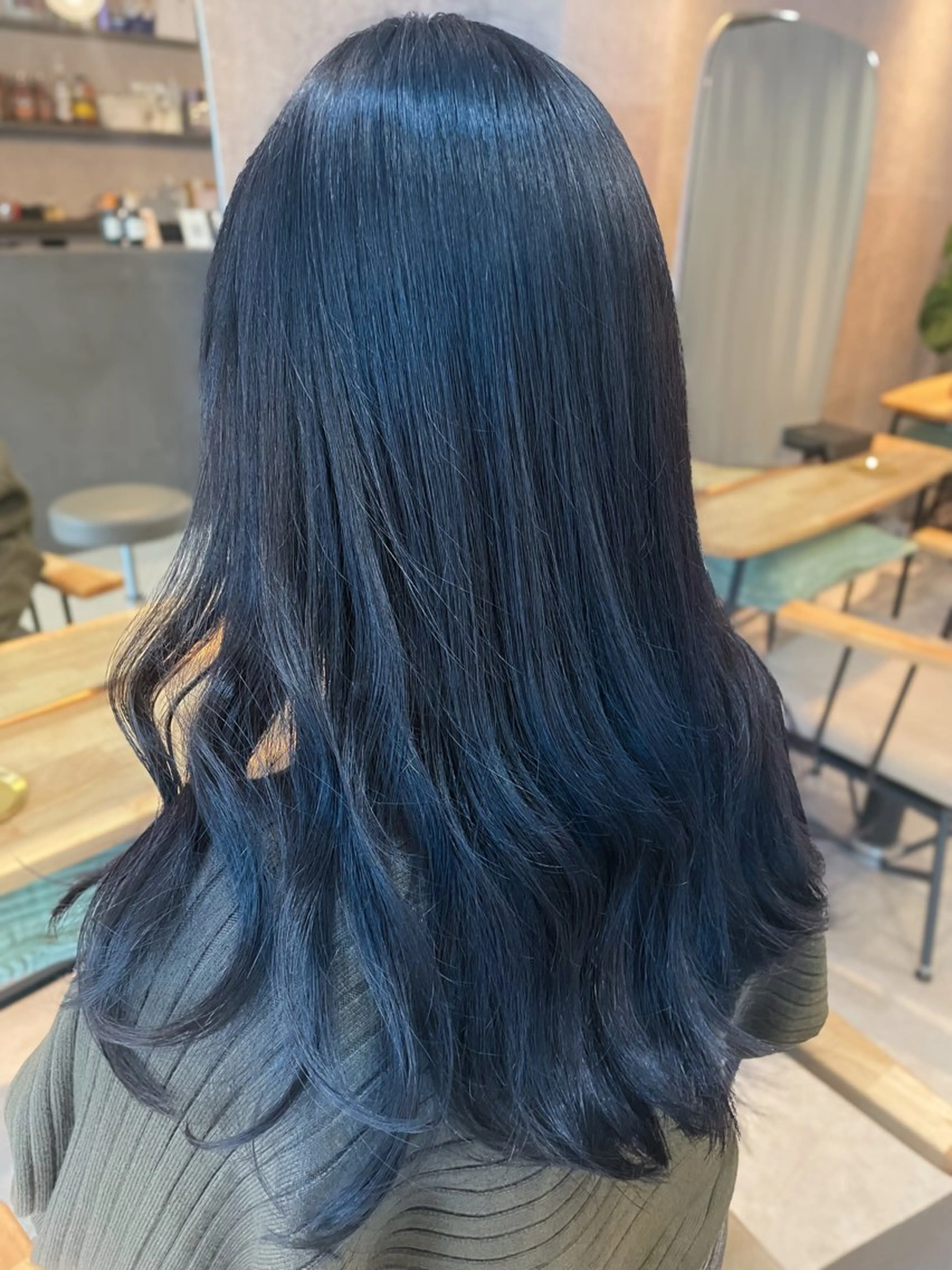 ロング HAILEY所属・ブリーチ・縮毛矯正 特化　山下良孝✂️のヘアスタイル