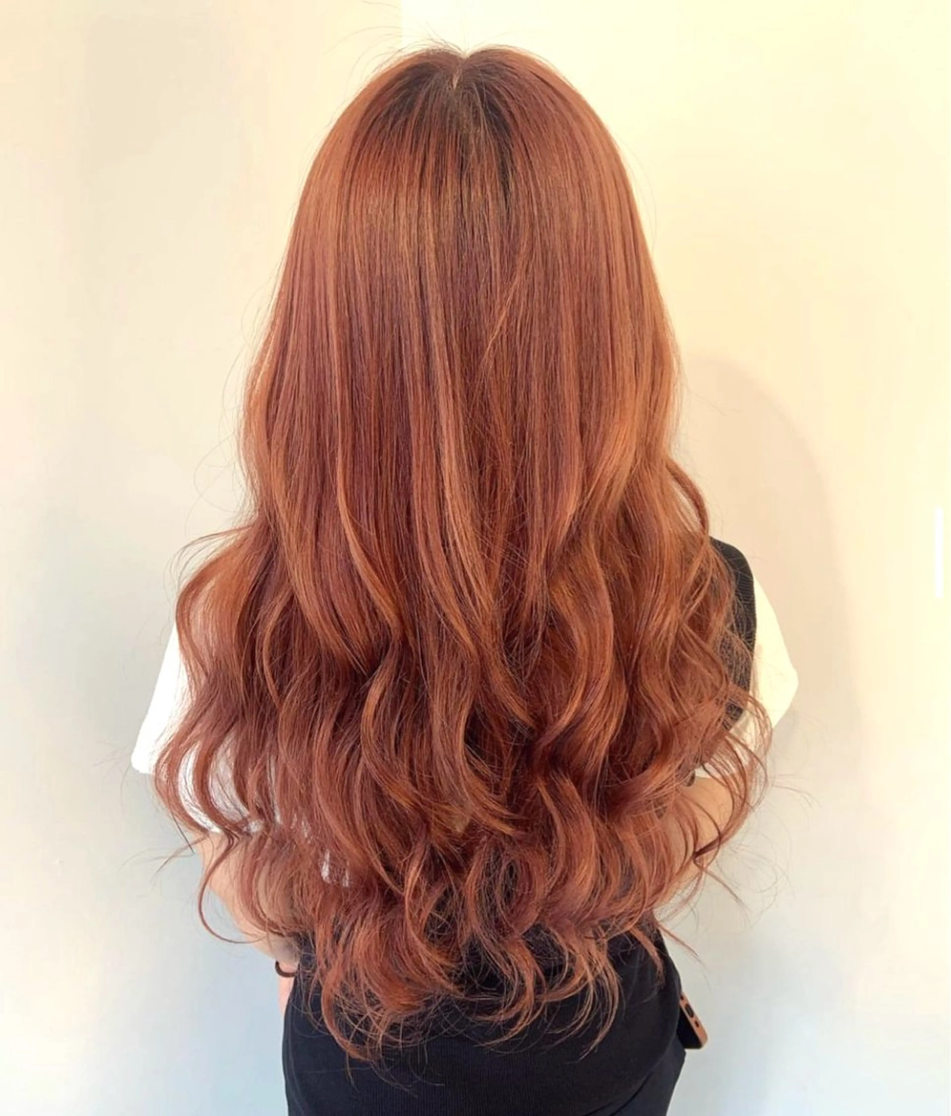 ロング カラー ヘアアレンジ ヘアカラー トリートメント 🍑🧋ハイトーン 暖色カラーlucaのヘアスタイル