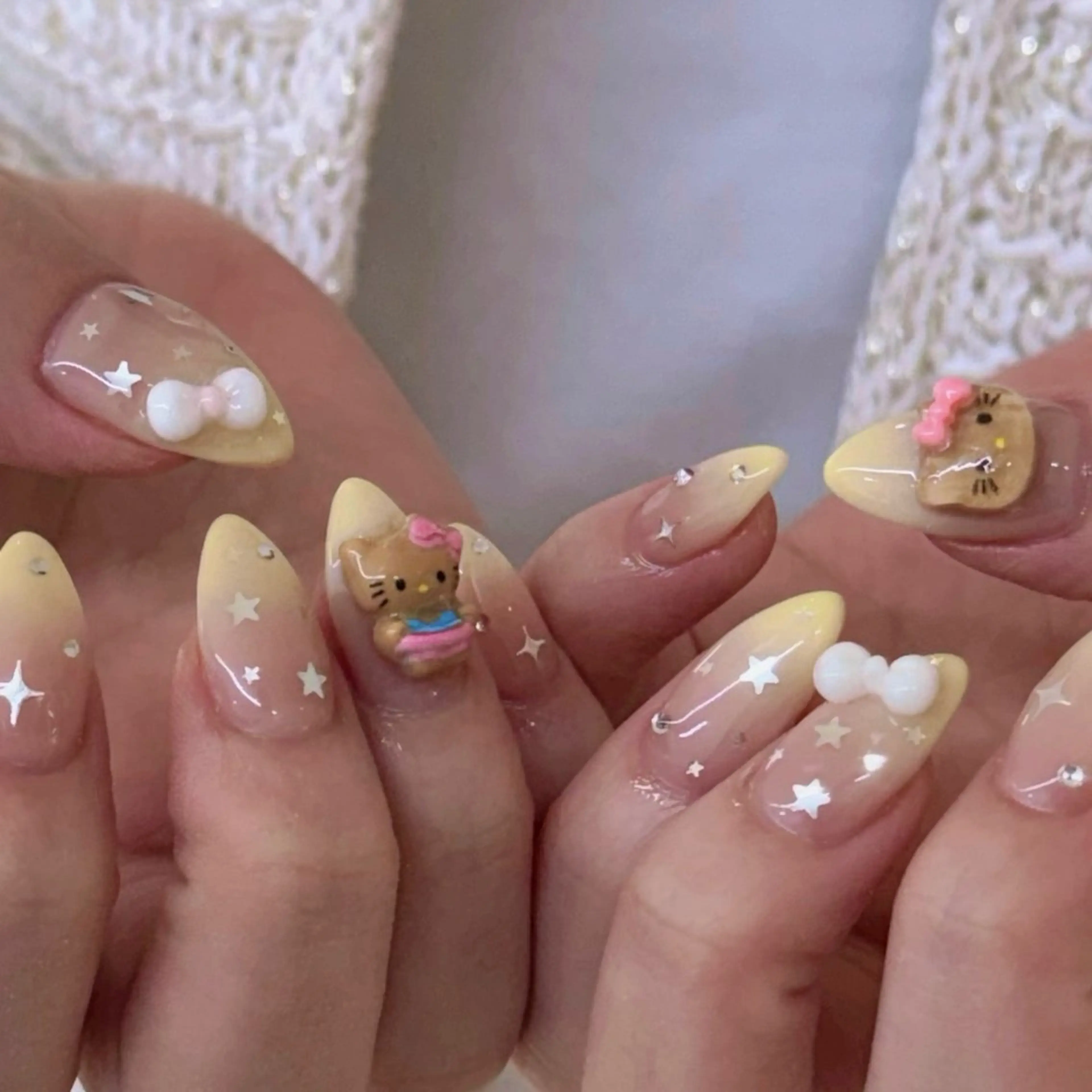 ネイル ハンドネイル ハンドケア Chizuru ☾ ໋のネイルデザイン