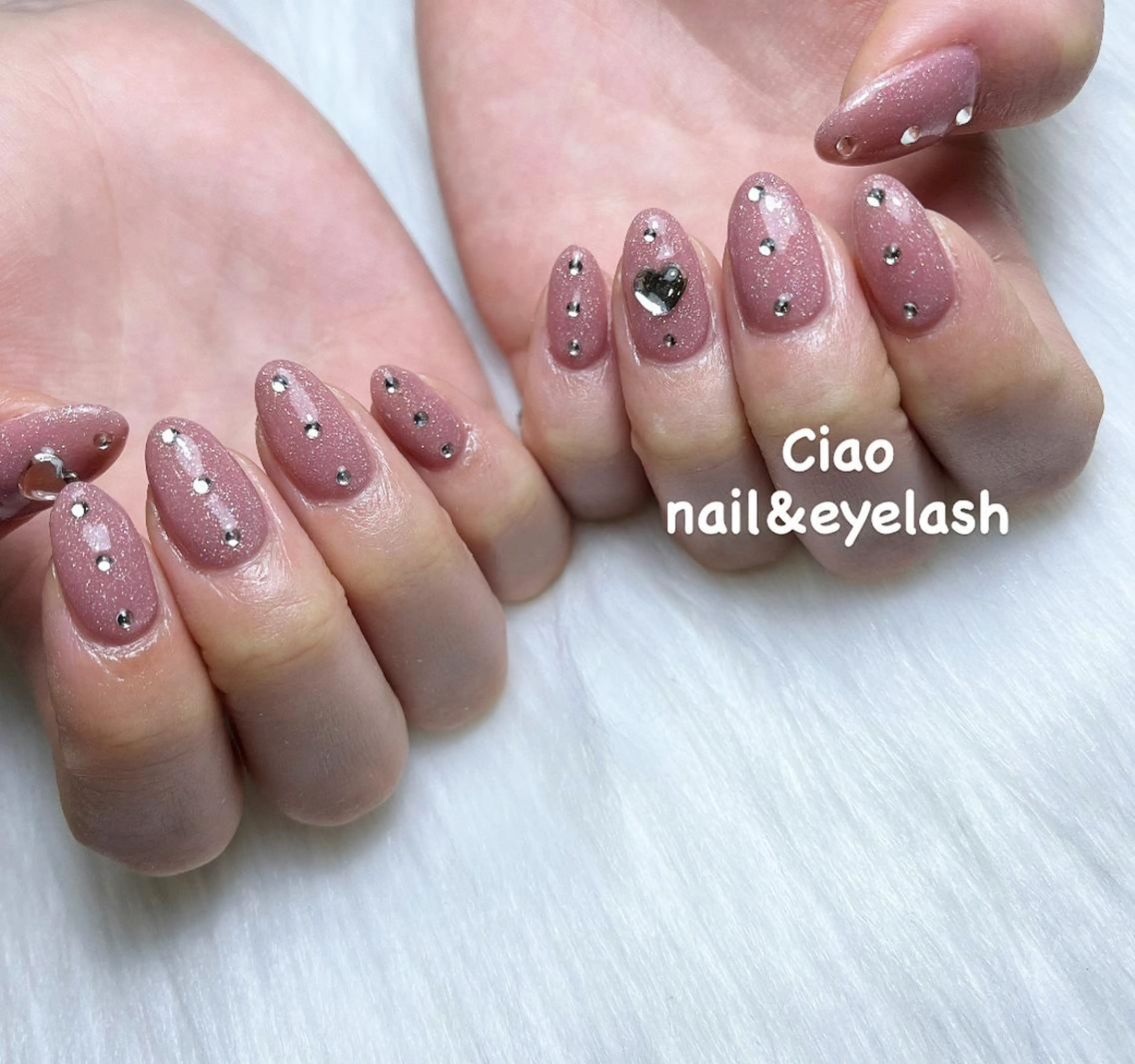 ネイル アートネイル ジェルネイル ニュアンスネイル シンプルネイル 冬ネイル #Amin所属・#Amin nail salonのネイルデザイン