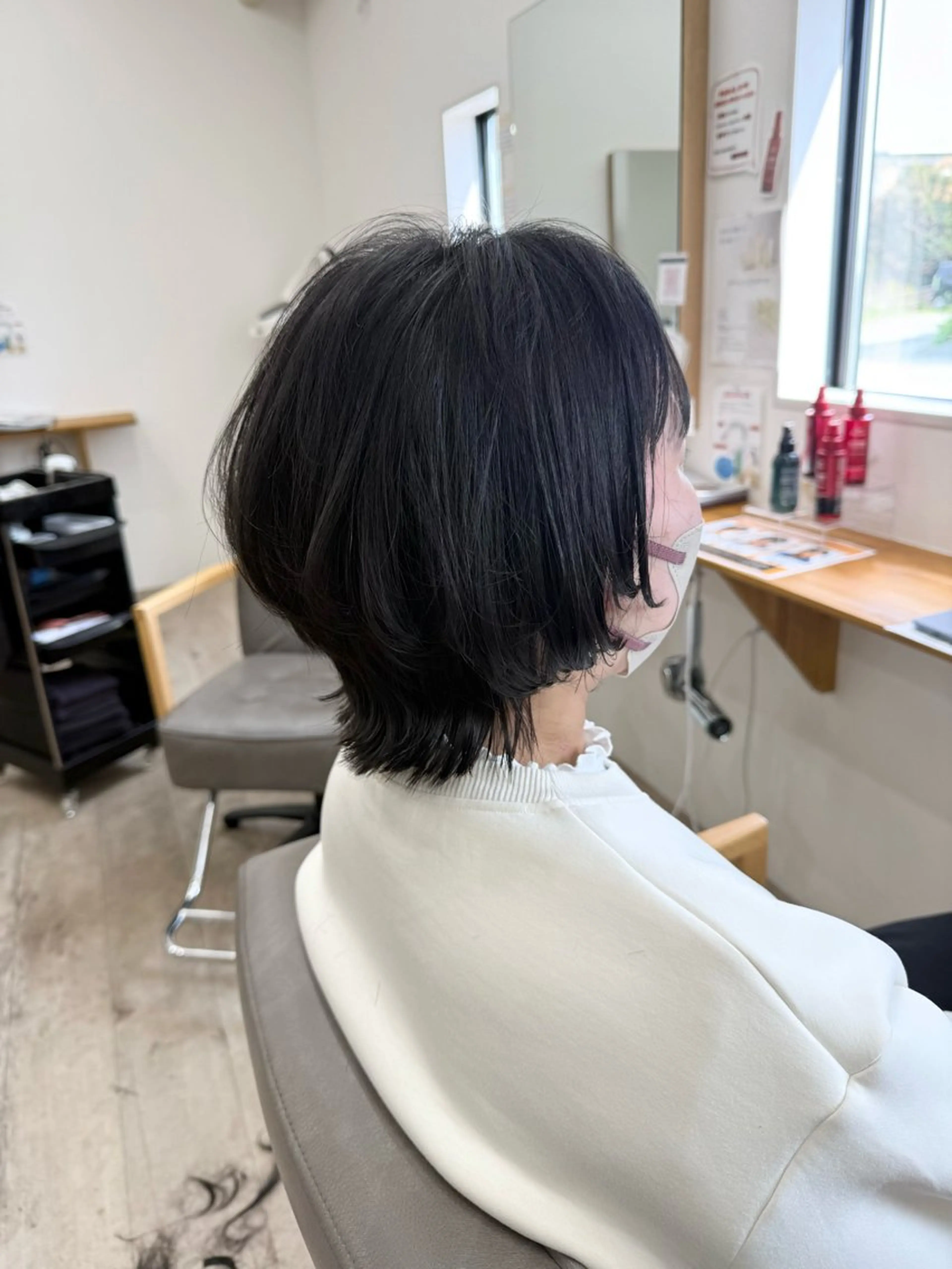 ショート レイヤーカット 小顔カット ウルフカット ウルフレイヤー カット ヘッドスパ ちほ/顔周りレイヤー /ベージュカラーのヘアスタイル