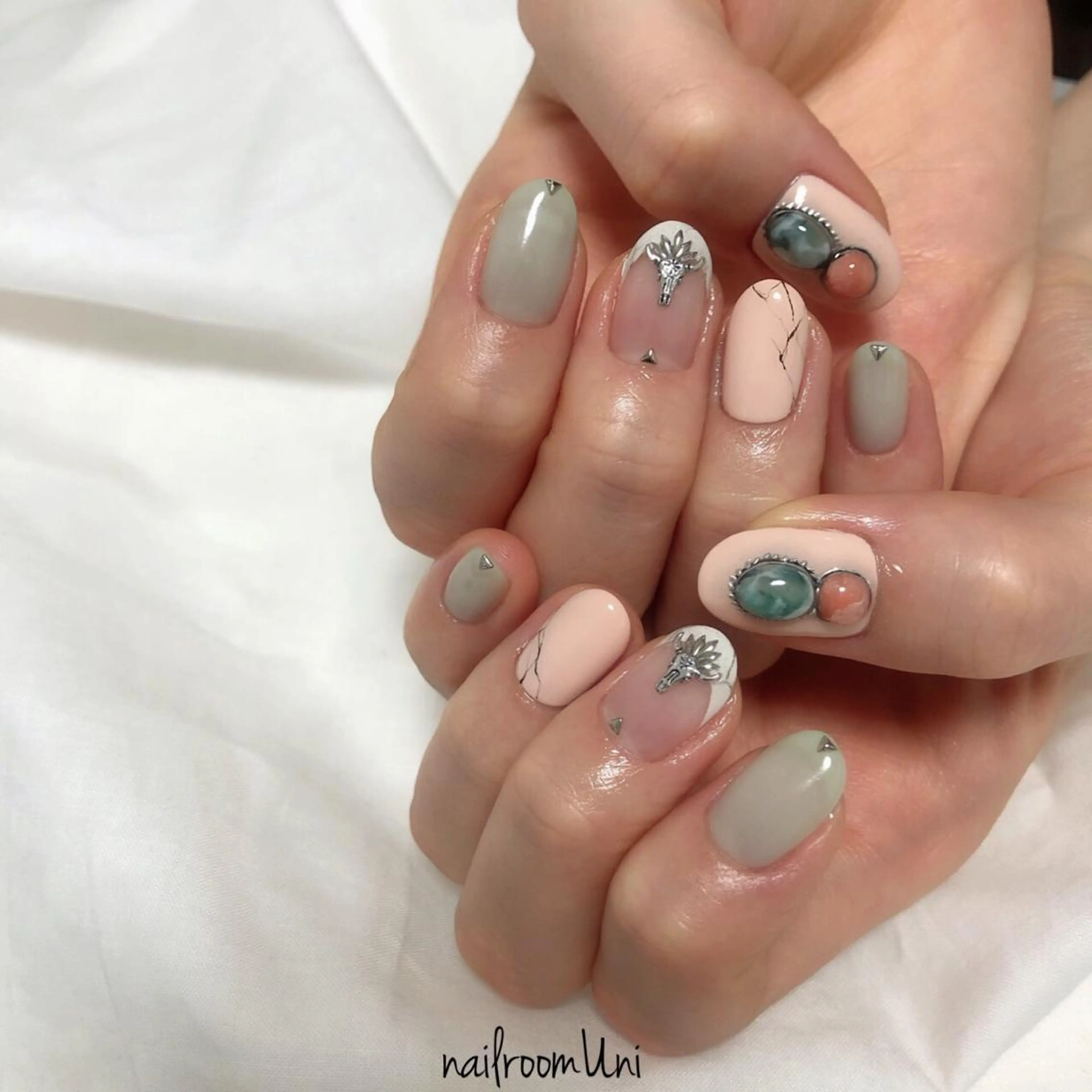 ネイル lilbondir. chiharuのネイルデザイン