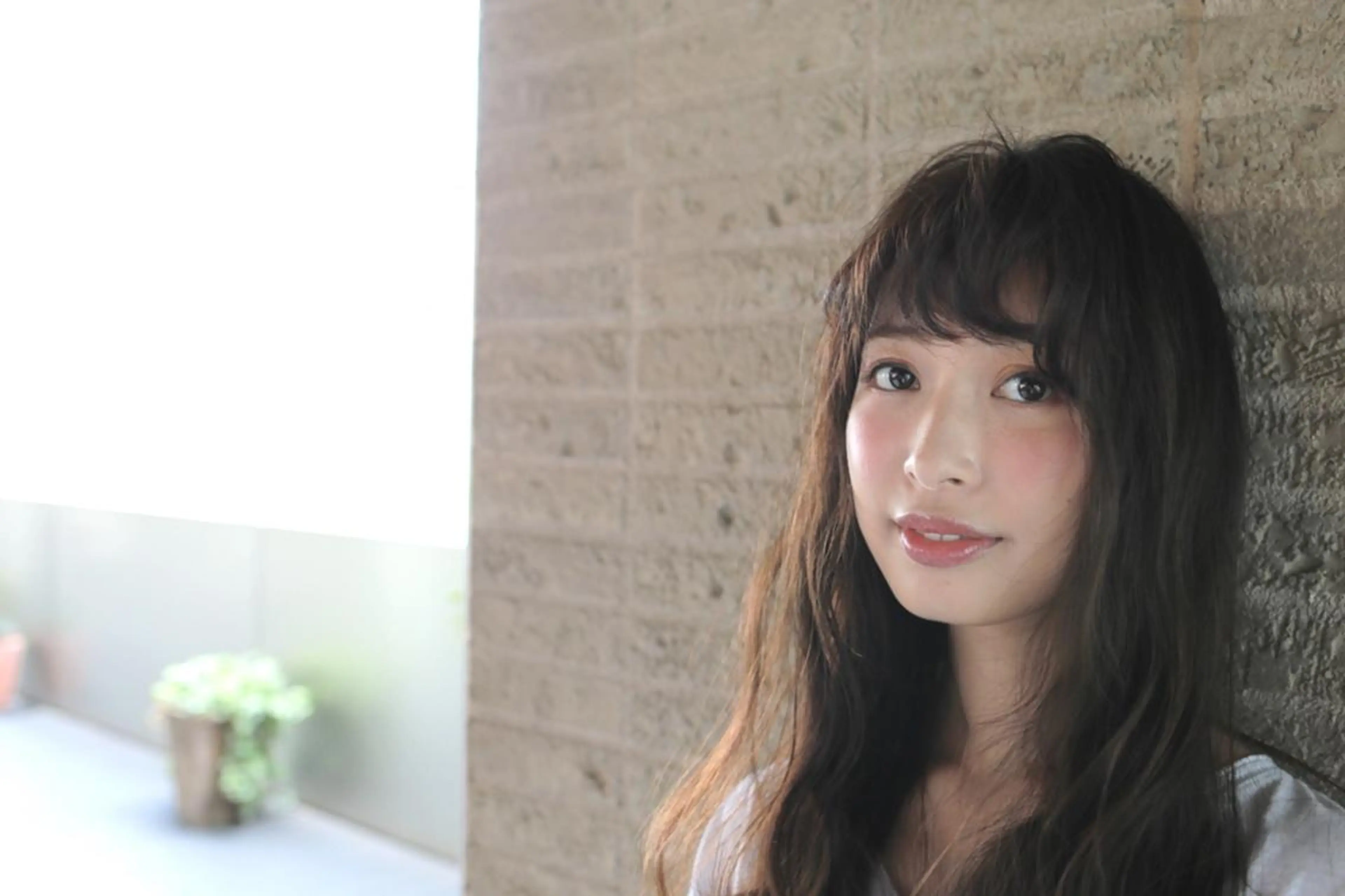 ミディアム 松島 涼花のヘアスタイル