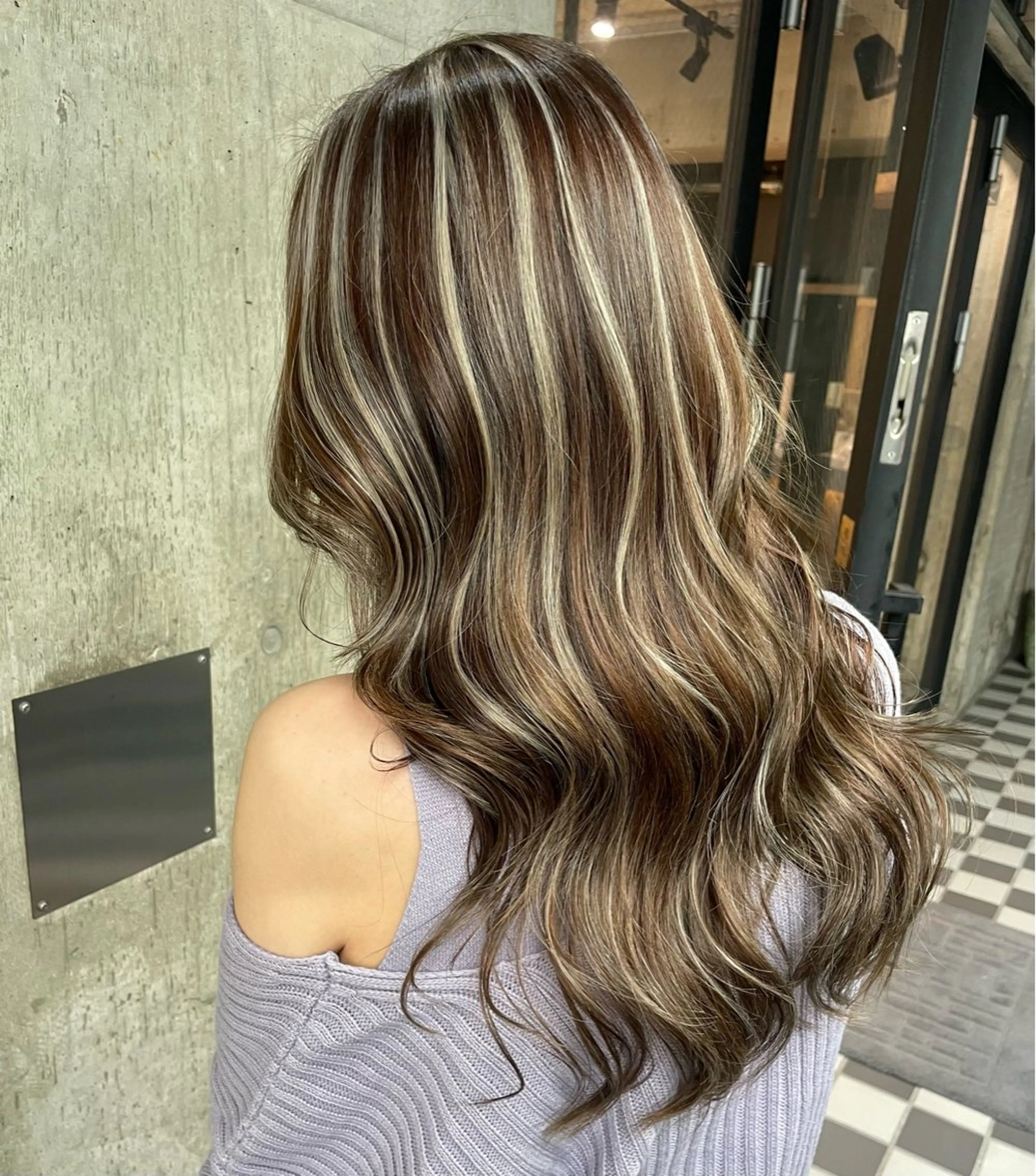 ロング ハイライト 🫧ハイライトカラー 🫧 𝓜𝓘𝓤のヘアスタイル