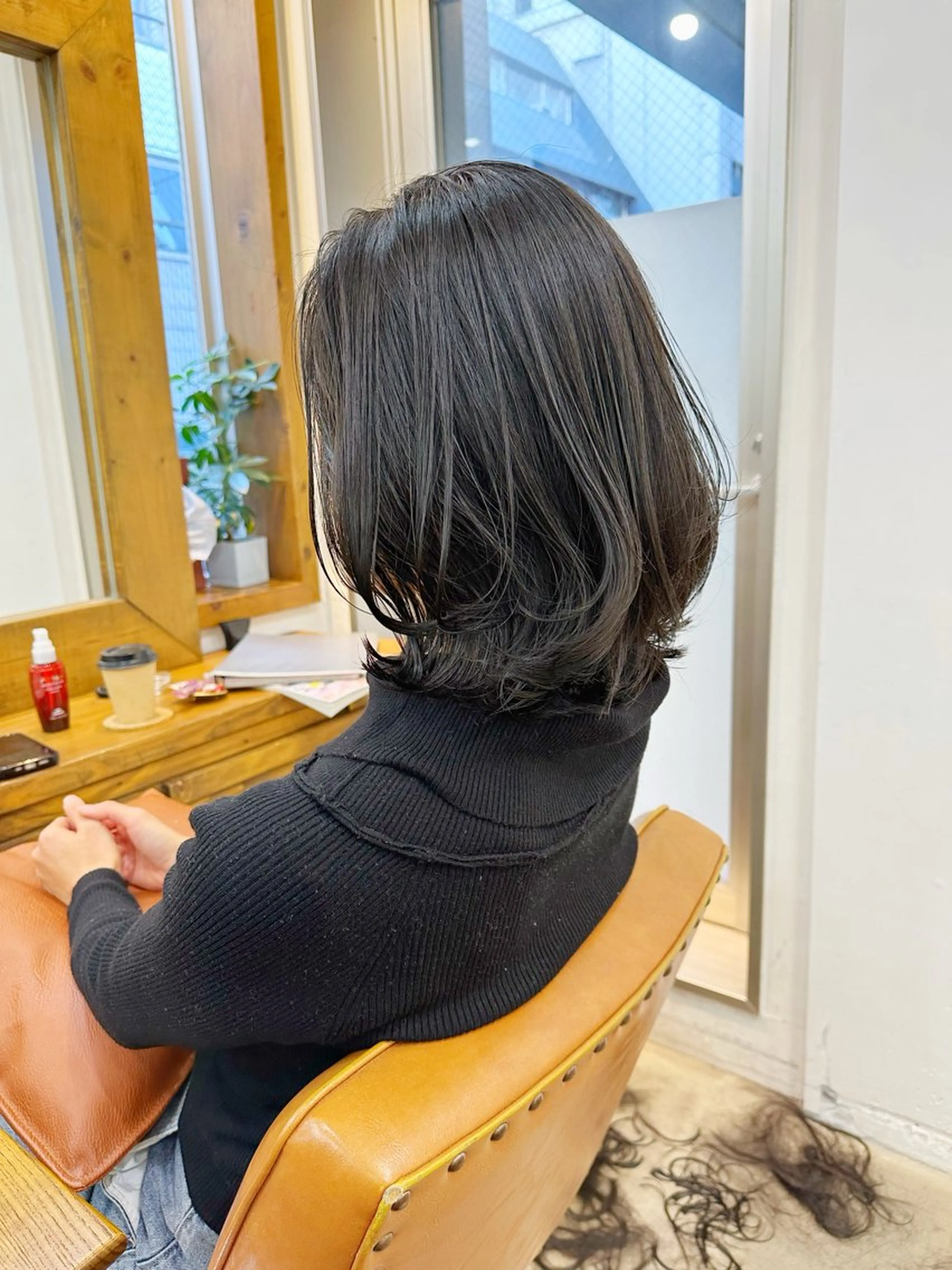 ミディアム ショートボブ ボブ くせ毛 newline銀座所属・銀座ショート/ 大人ショート/金子涼のヘアスタイル