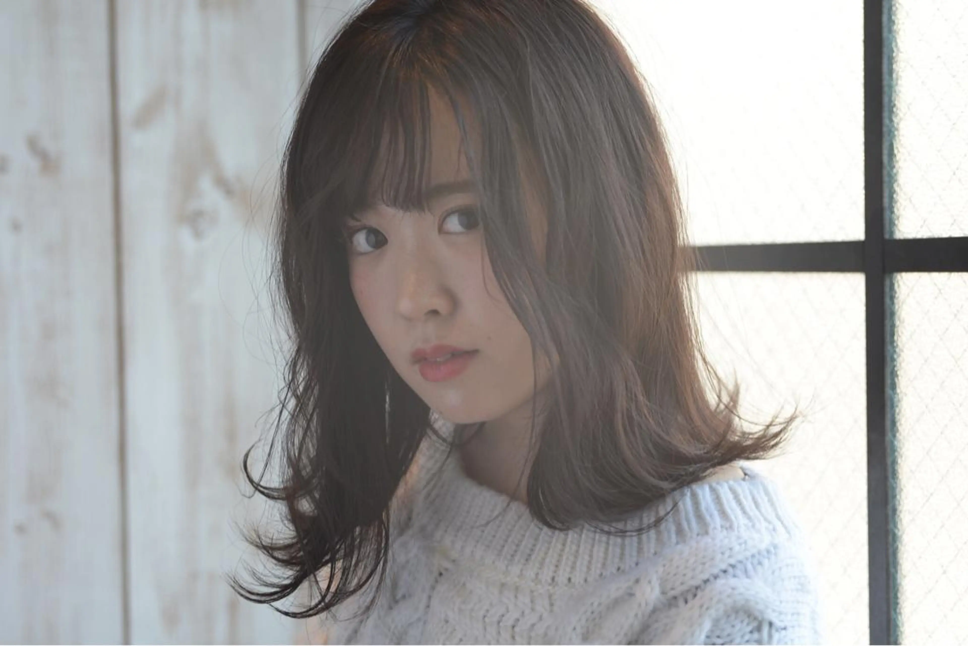 セミロング GLROW haruhiのヘアスタイル