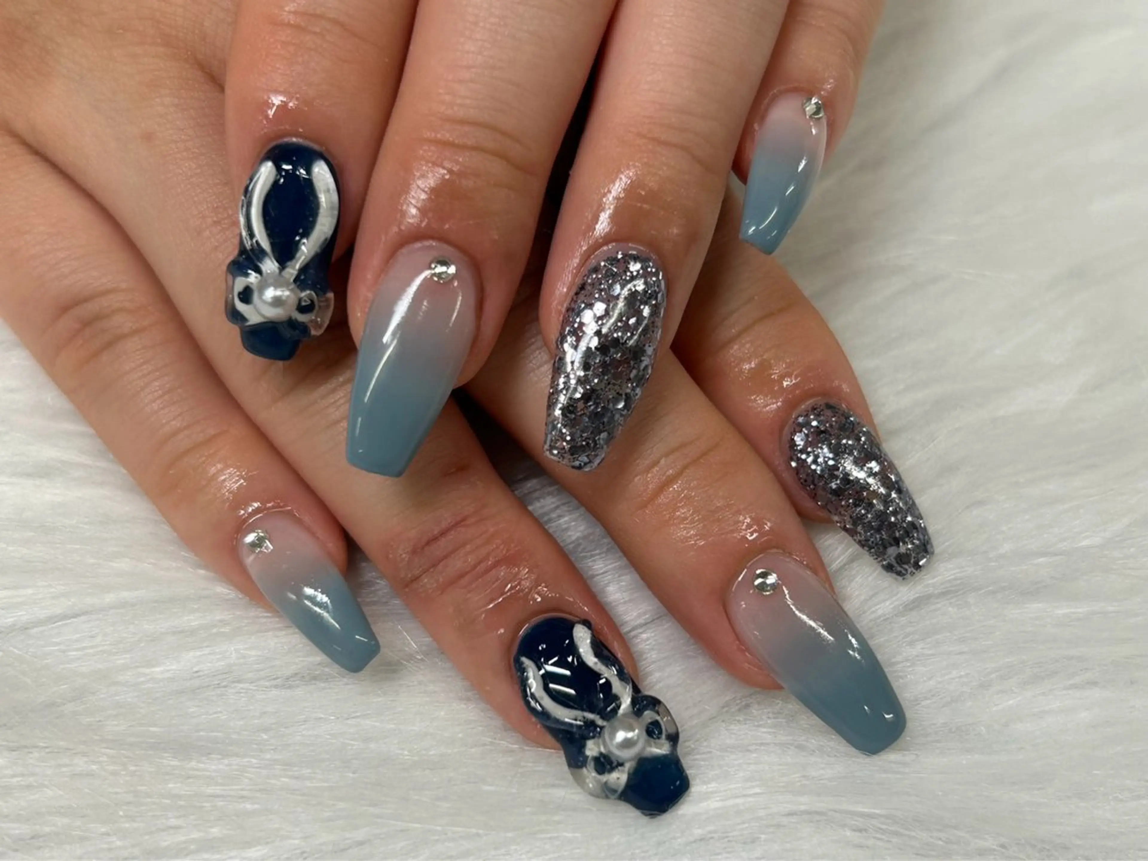 ネイル PEEKABOO京橋 EYE&NAILのマツエク・マツパデザイン