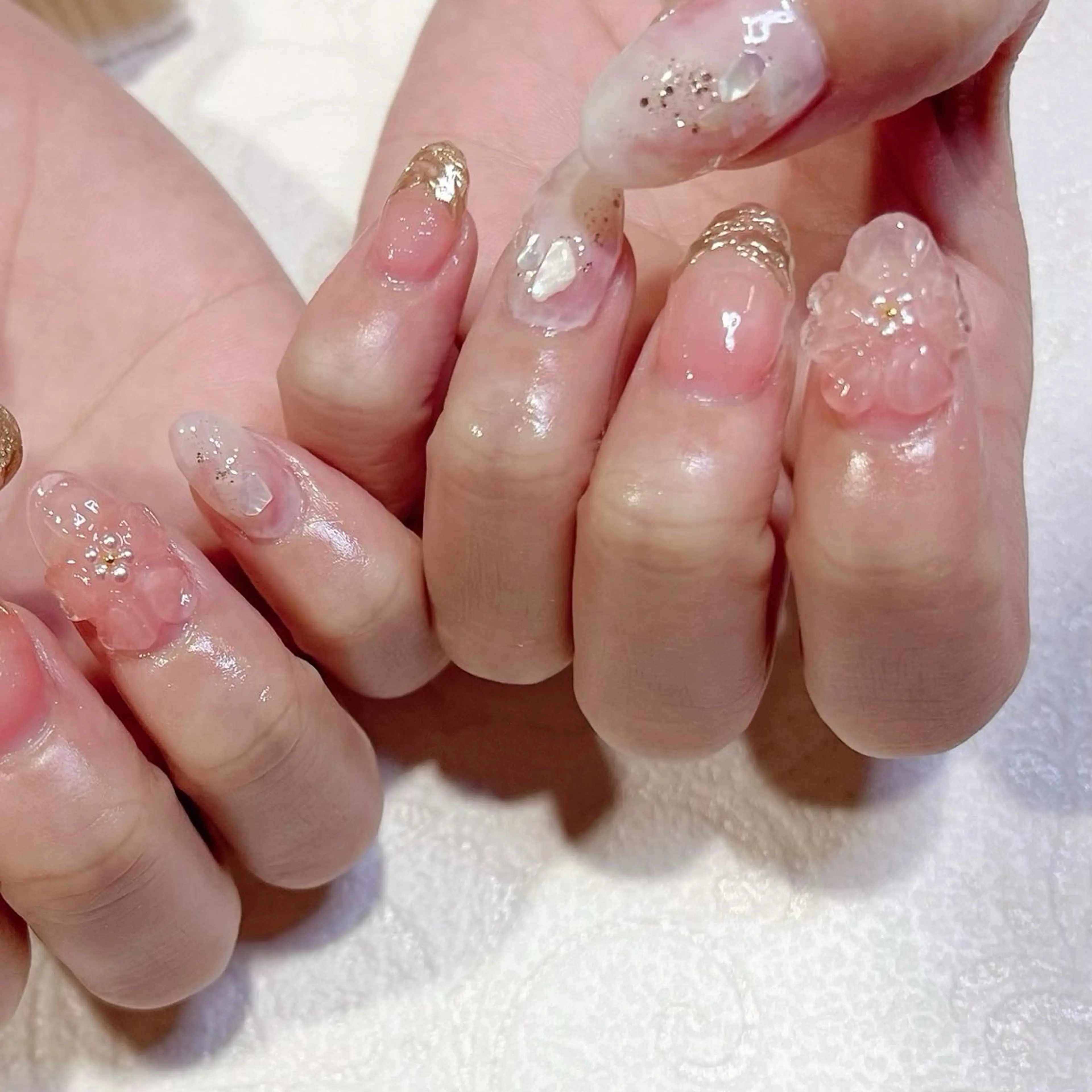 ネイル フレンチネイル グラデーション 韓国ネイル マグネットネイル ミラーネイル n.hair所属・HTM _PUPULAのネイルデザイン