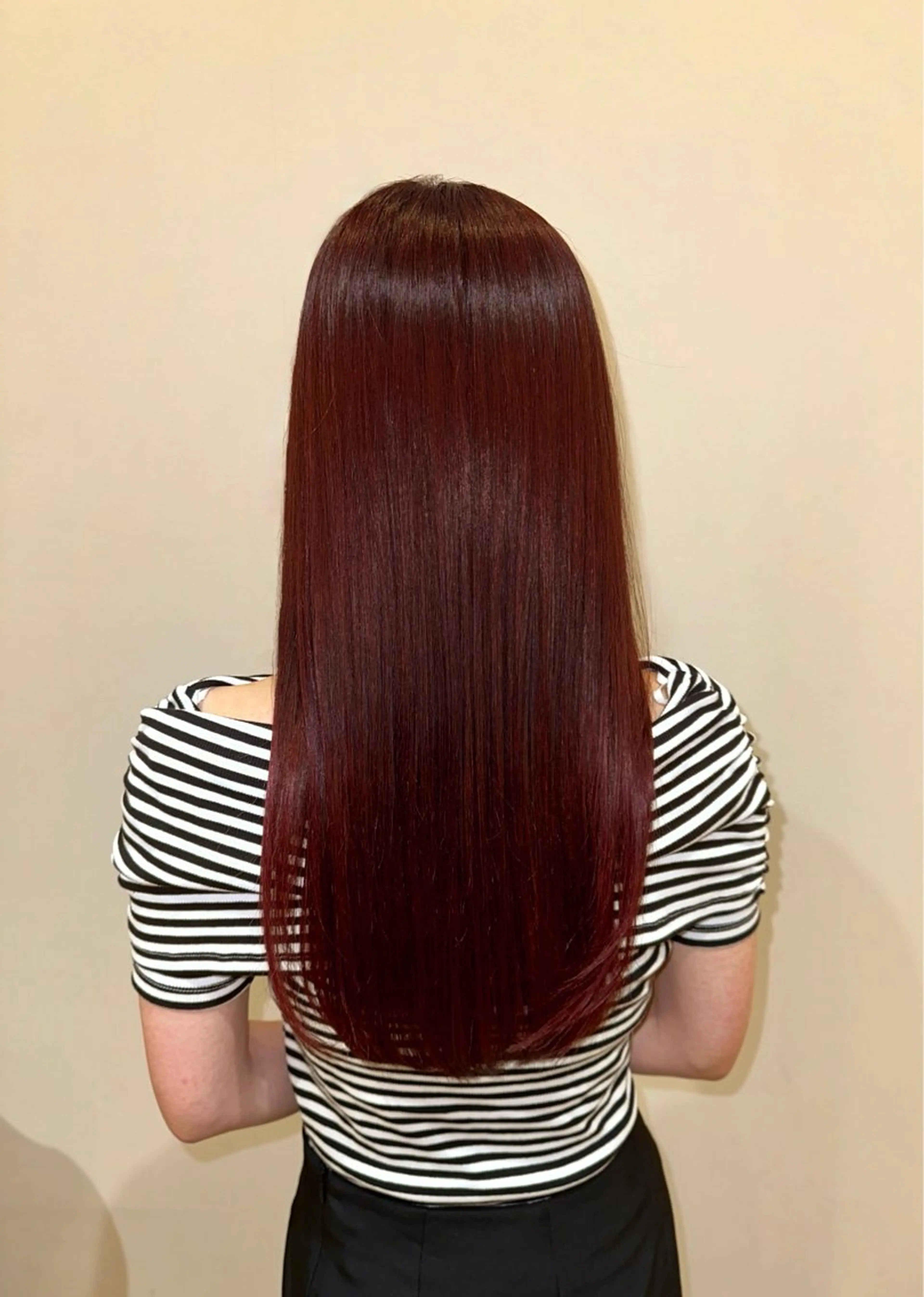 カラー ボルドーカラー WINNER 美容室所属・小野田 麻央のヘアスタイル