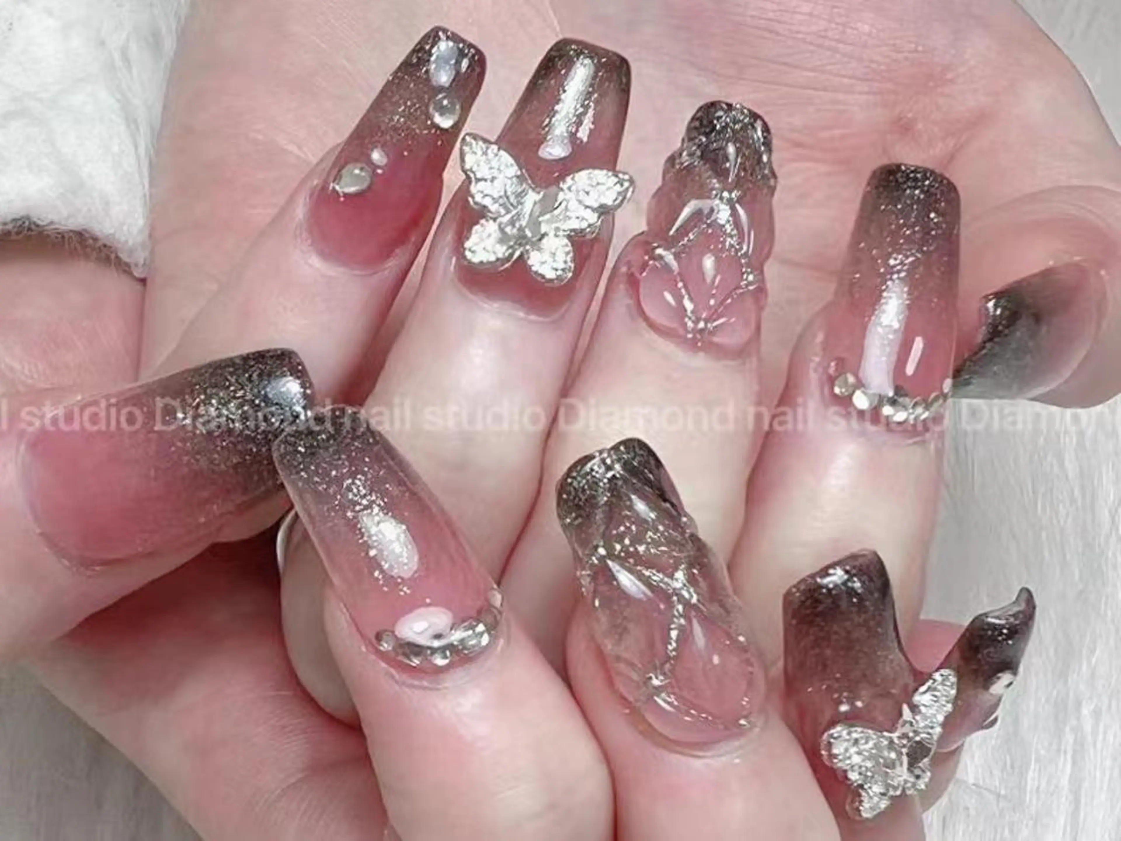 ネイル ハンドネイル ハンドケア Diamond 🚢のネイルデザイン