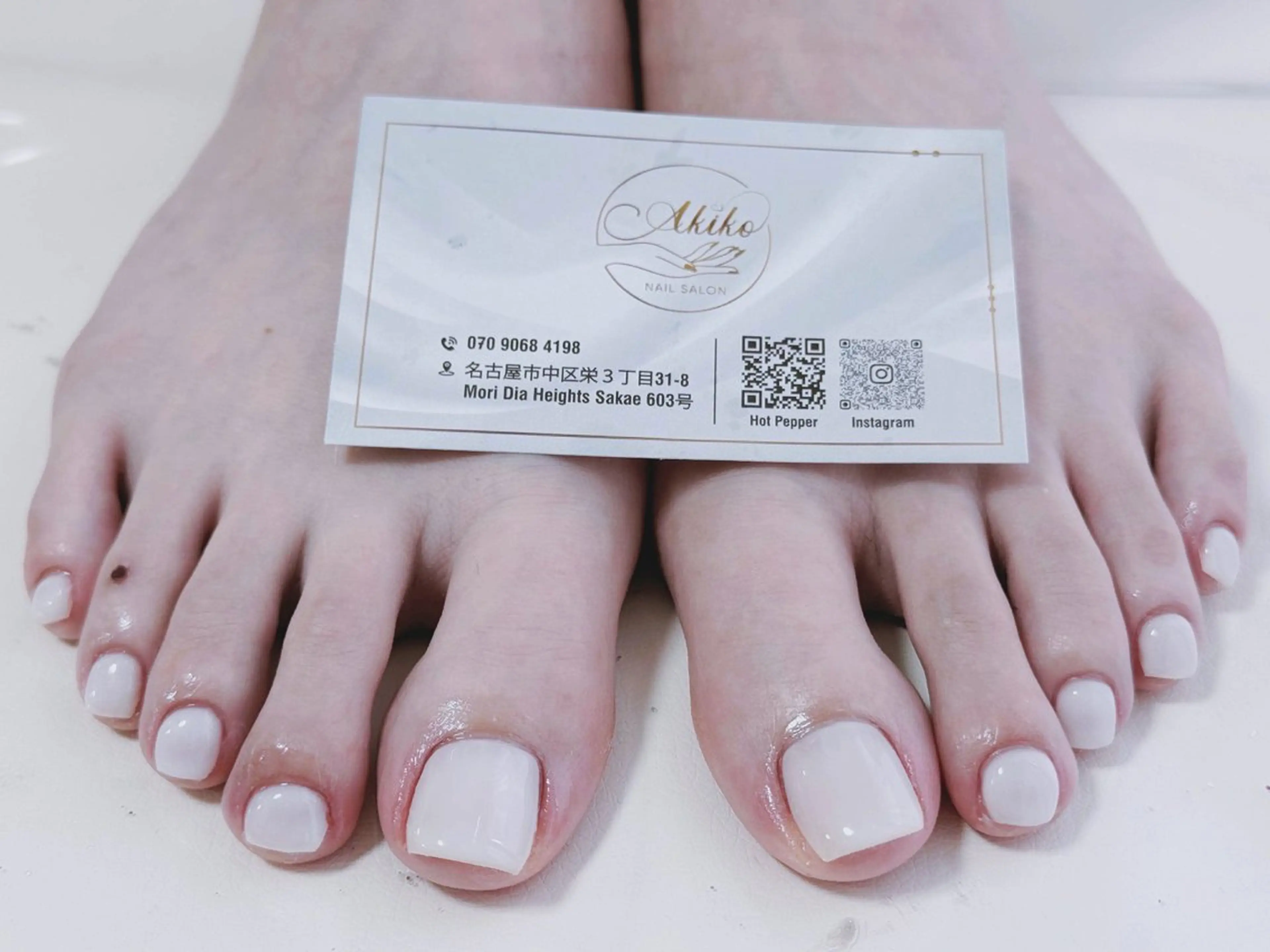 ネイル フットネイル ジェルネイル 韓国ネイル マグネットネイル 持ち込み フットネイル Akiko ネイルサロン所属・AKIKO ネイルサロンのネイルデザイン