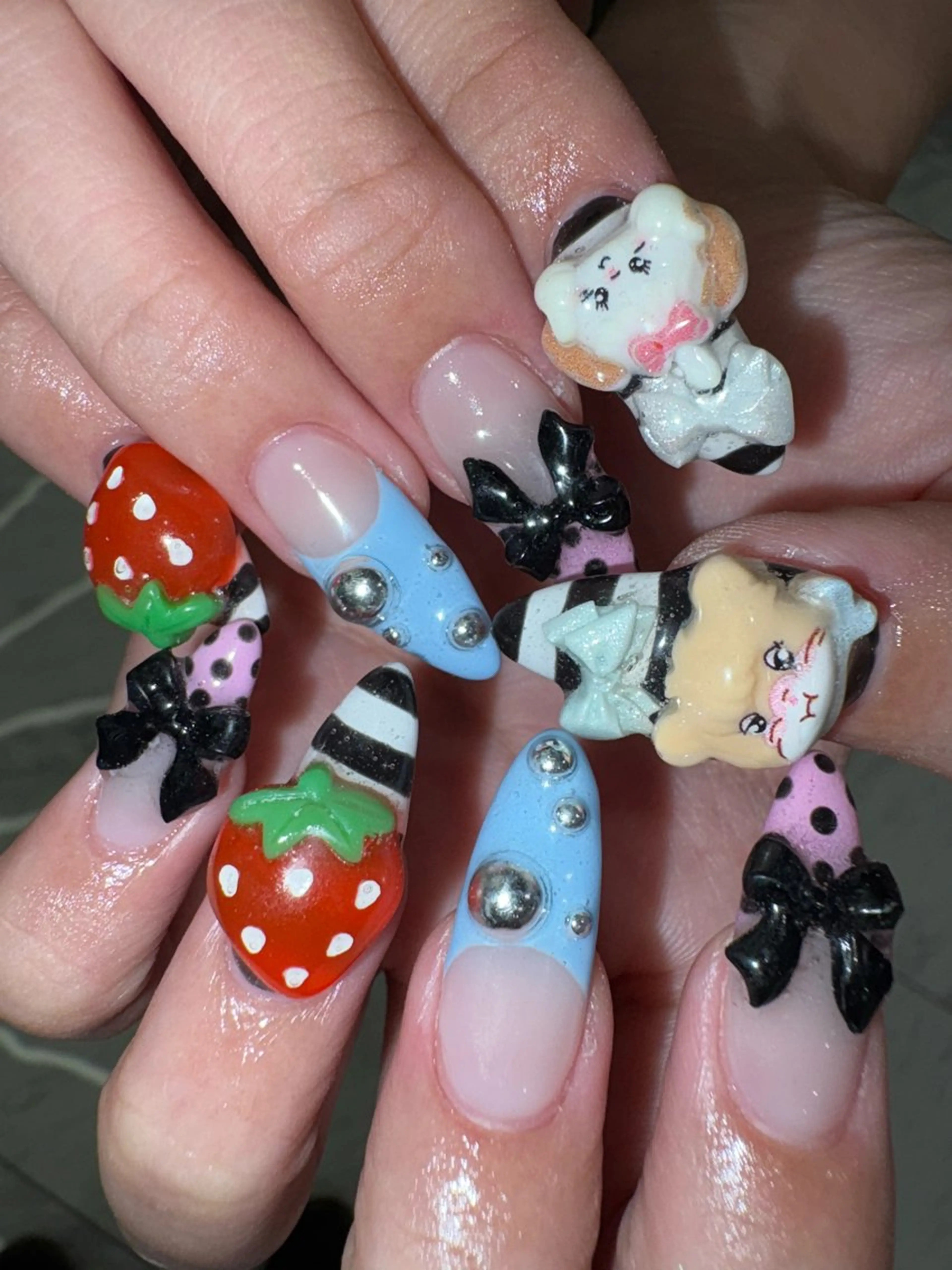 【人気👑No.1】3300円off‼️artmenu パーツ付け放題「持参⭕️」の写真