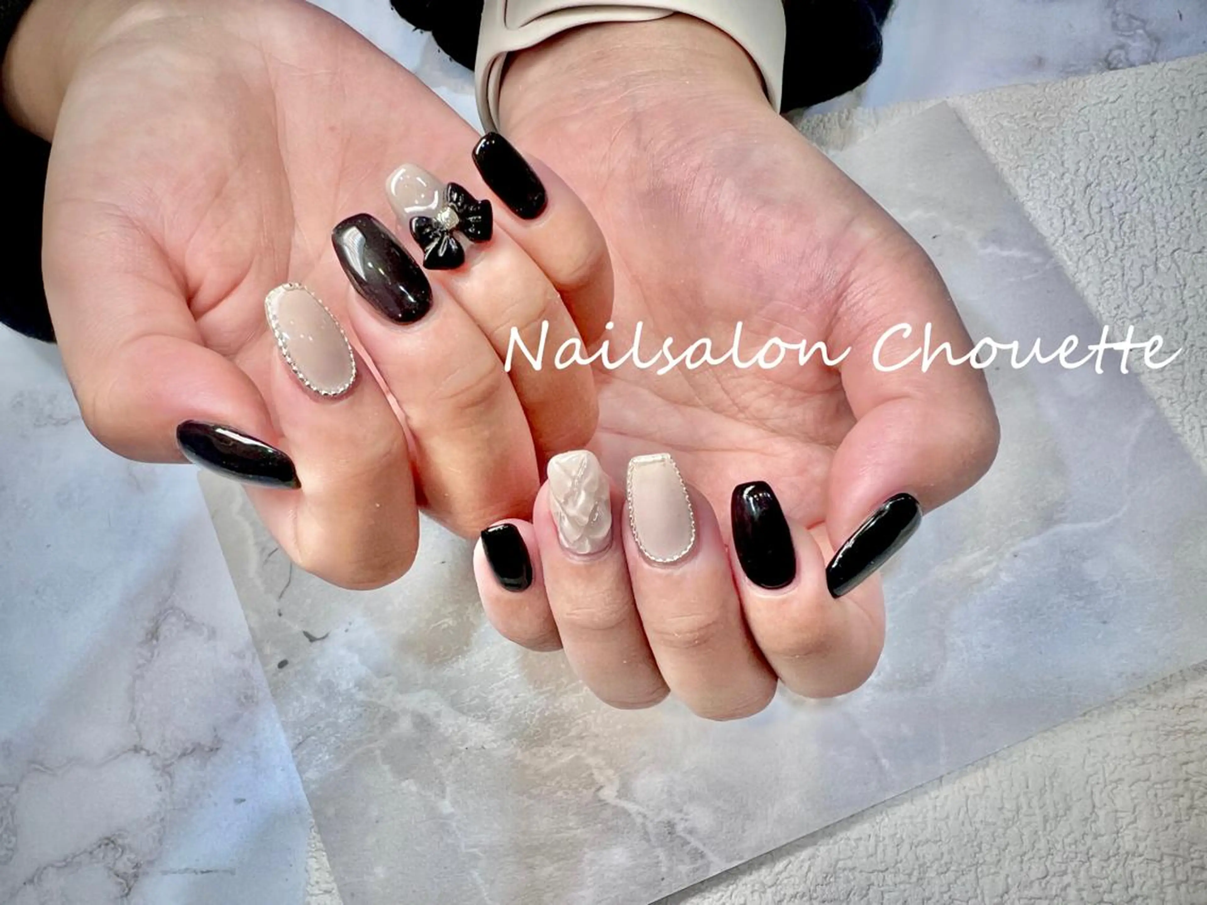 ミディアム ハンドネイル Chouette Nailのネイルデザイン