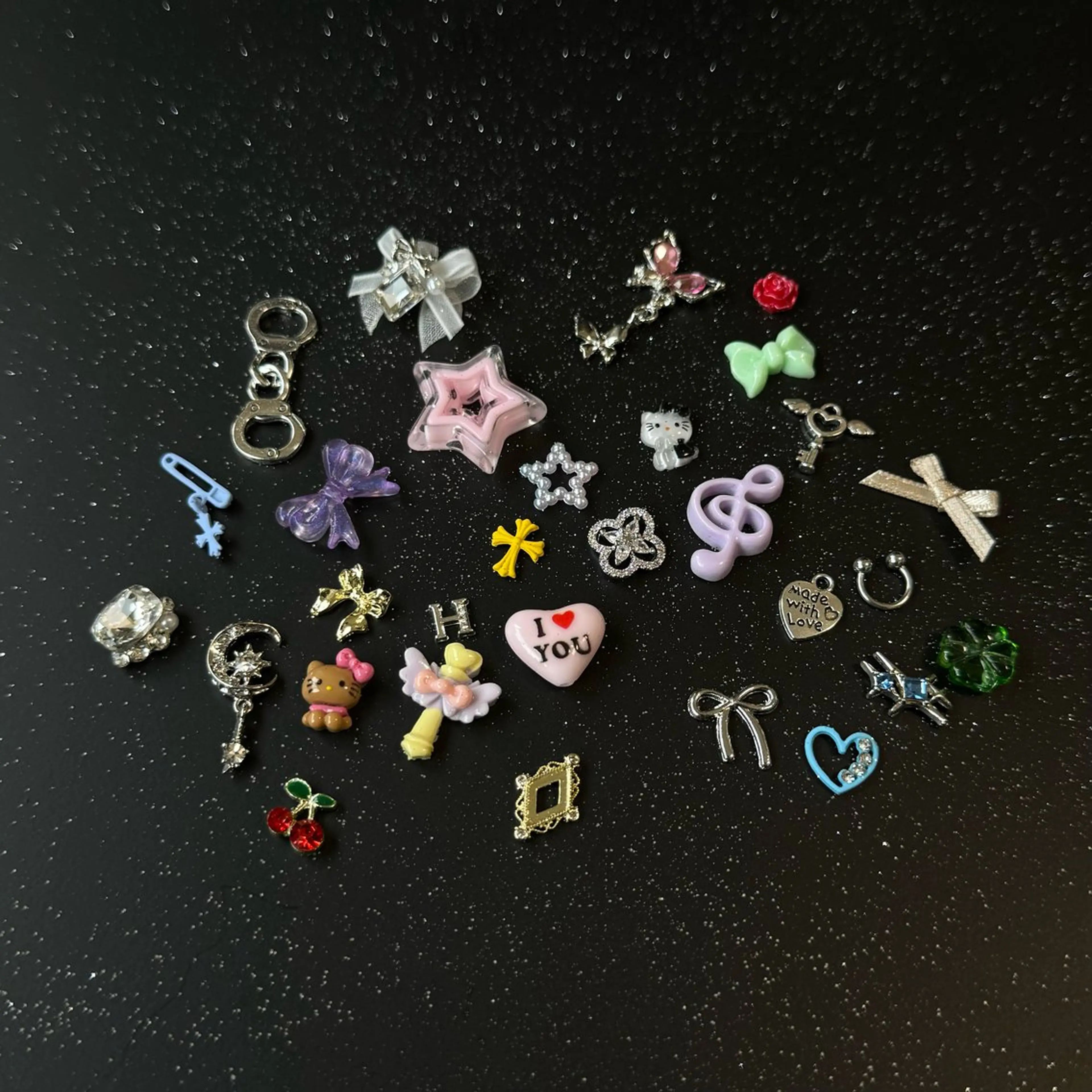 パーツ乗せ放題!【オフあり】自爪Full Art🩷持ち込みデザイン可の写真