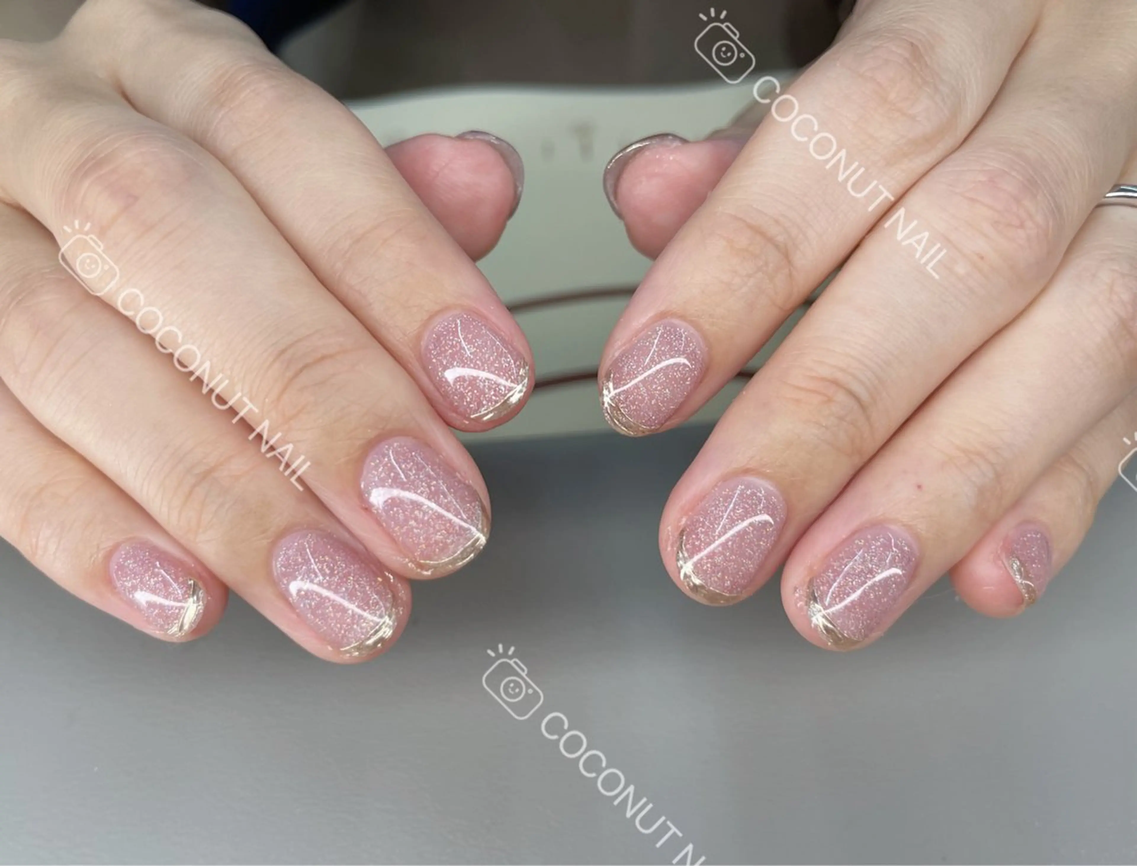 ネイル ハンドネイル 神田 ココナッツのネイルデザイン
