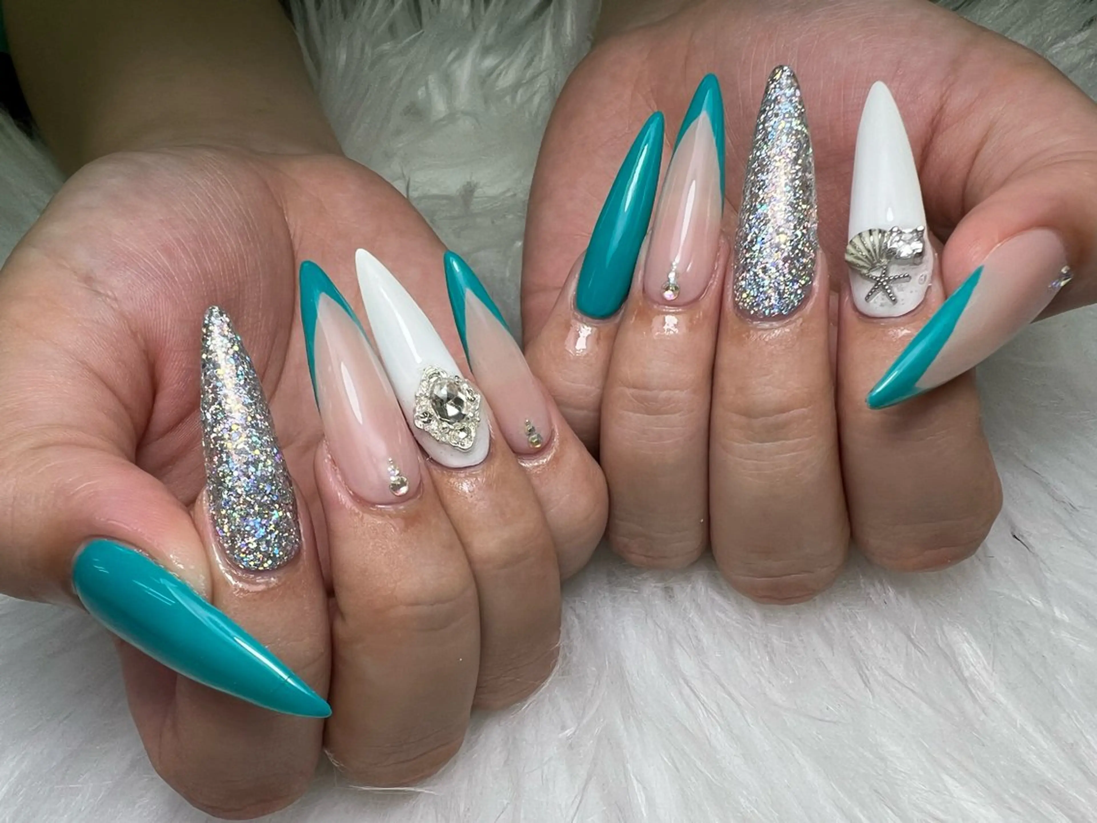 ネイル ハンドネイル Mana‪ ‪·͜· ❤︎‬のネイルデザイン