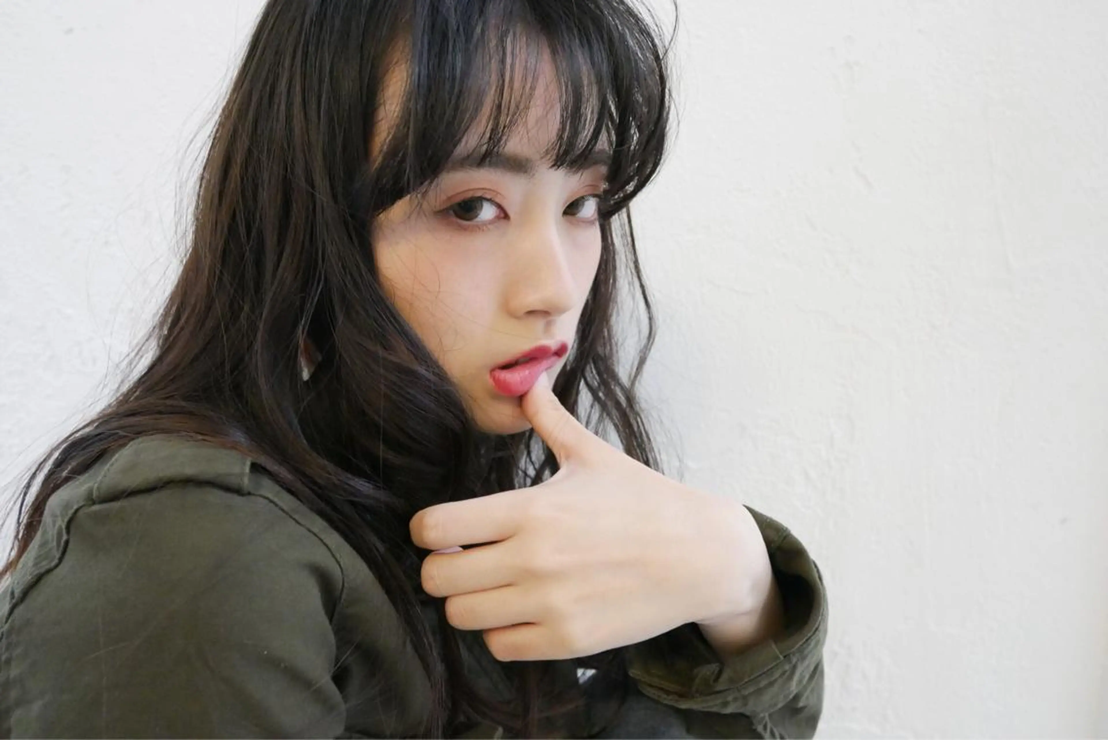 セミロング カラー 髪質改善美容師 中村　一のヘアスタイル