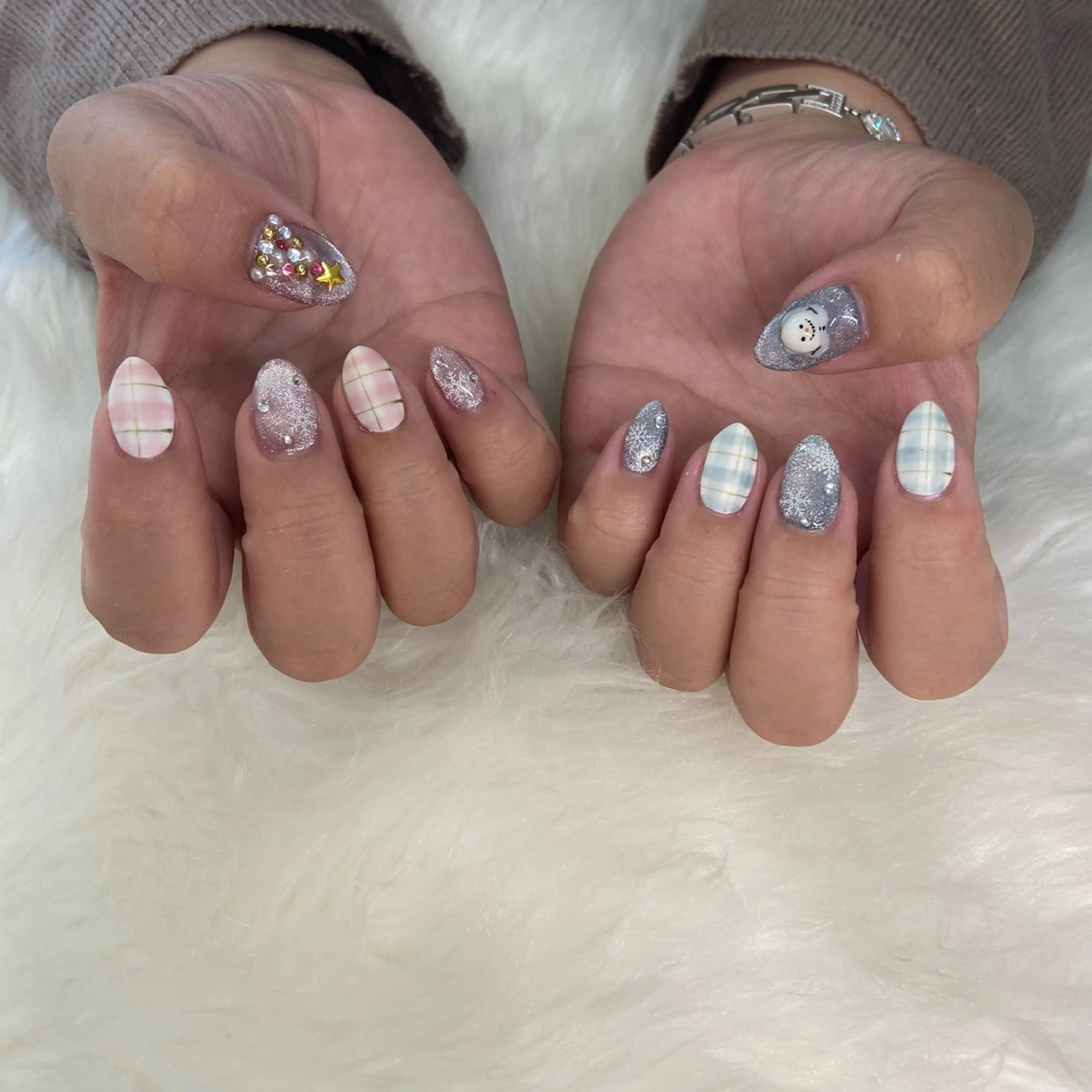 ネイル R nailのネイルデザイン