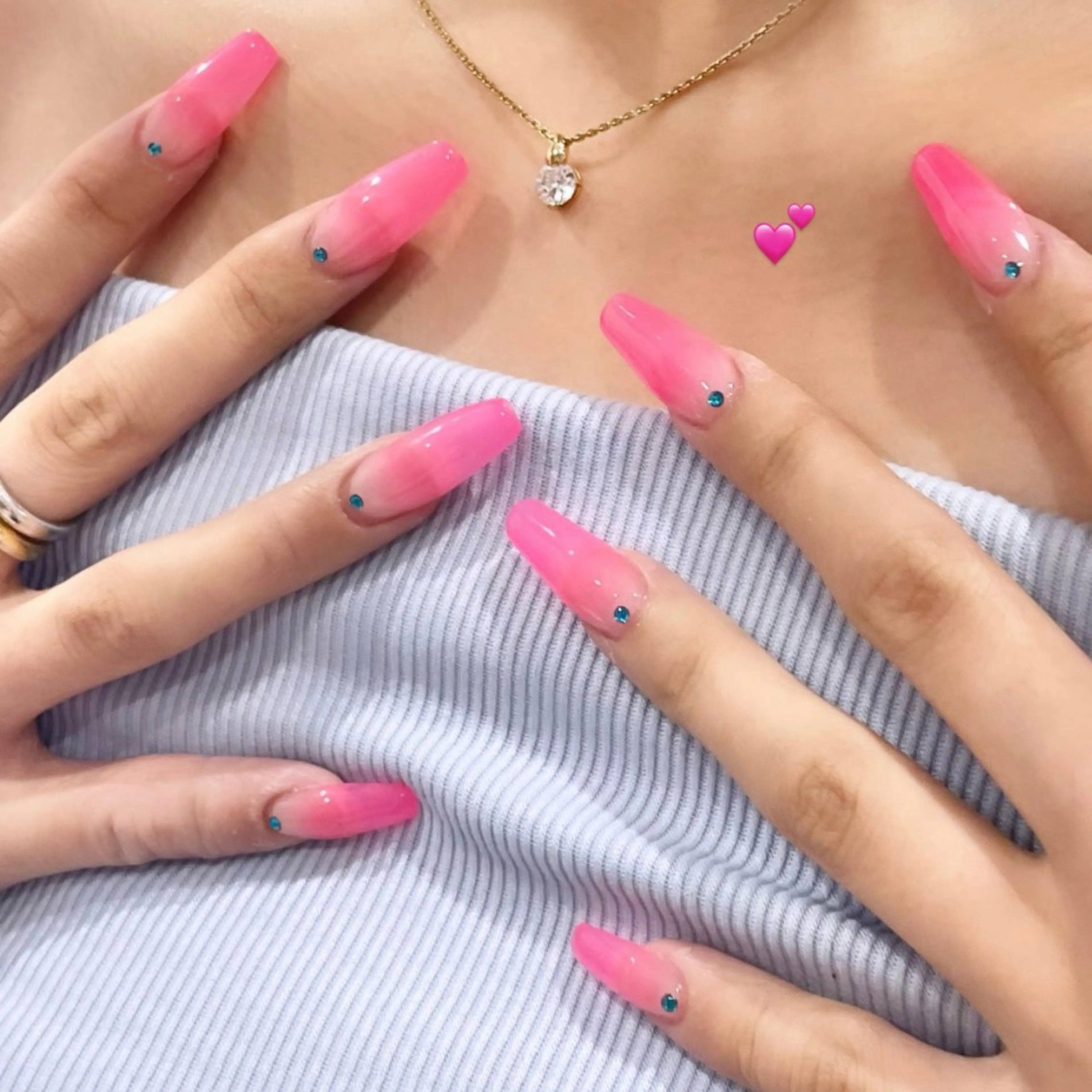 ネイル ハンドネイル Lily🍒 NANAのネイルデザイン