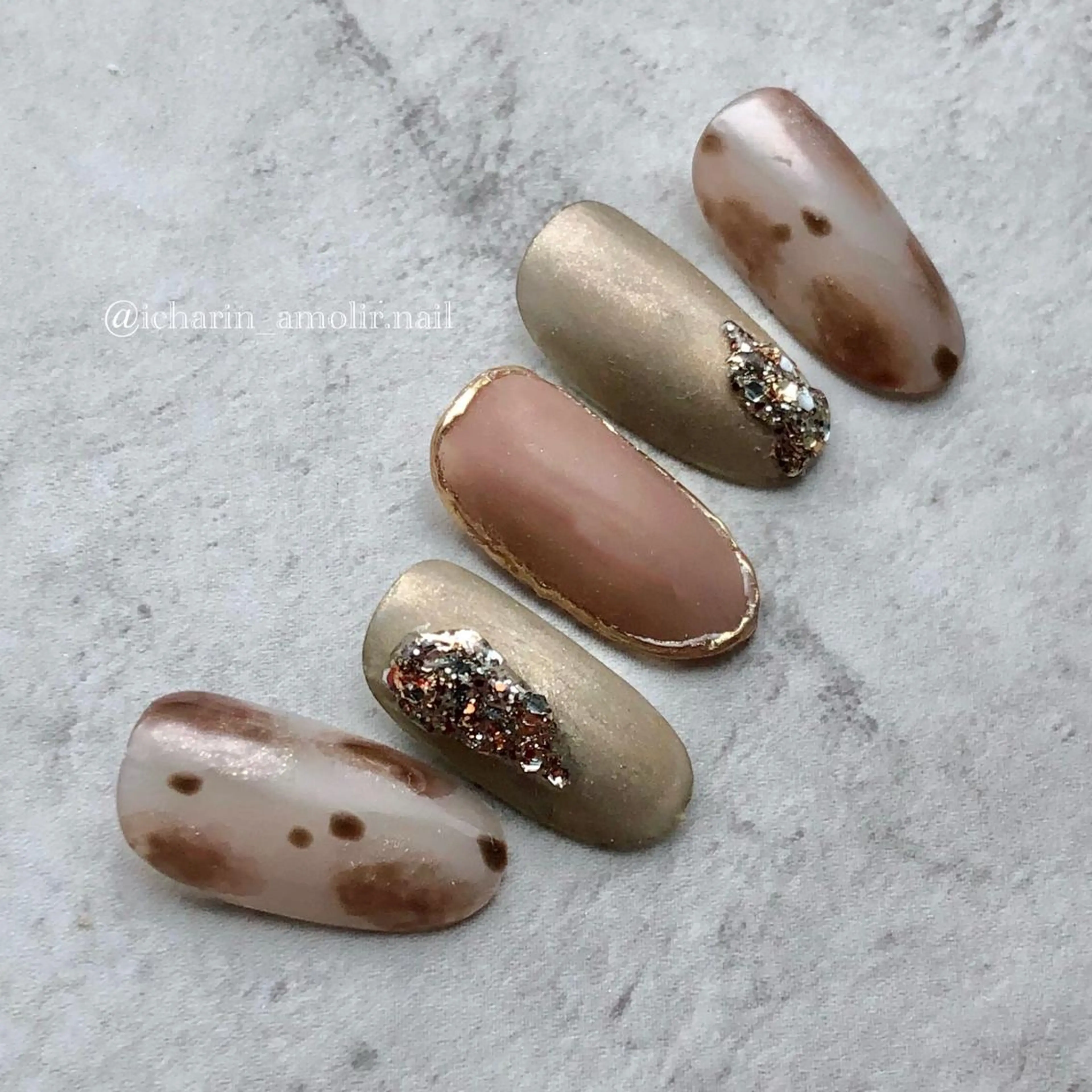 ネイル シンプルネイル EMIKOのネイルデザイン