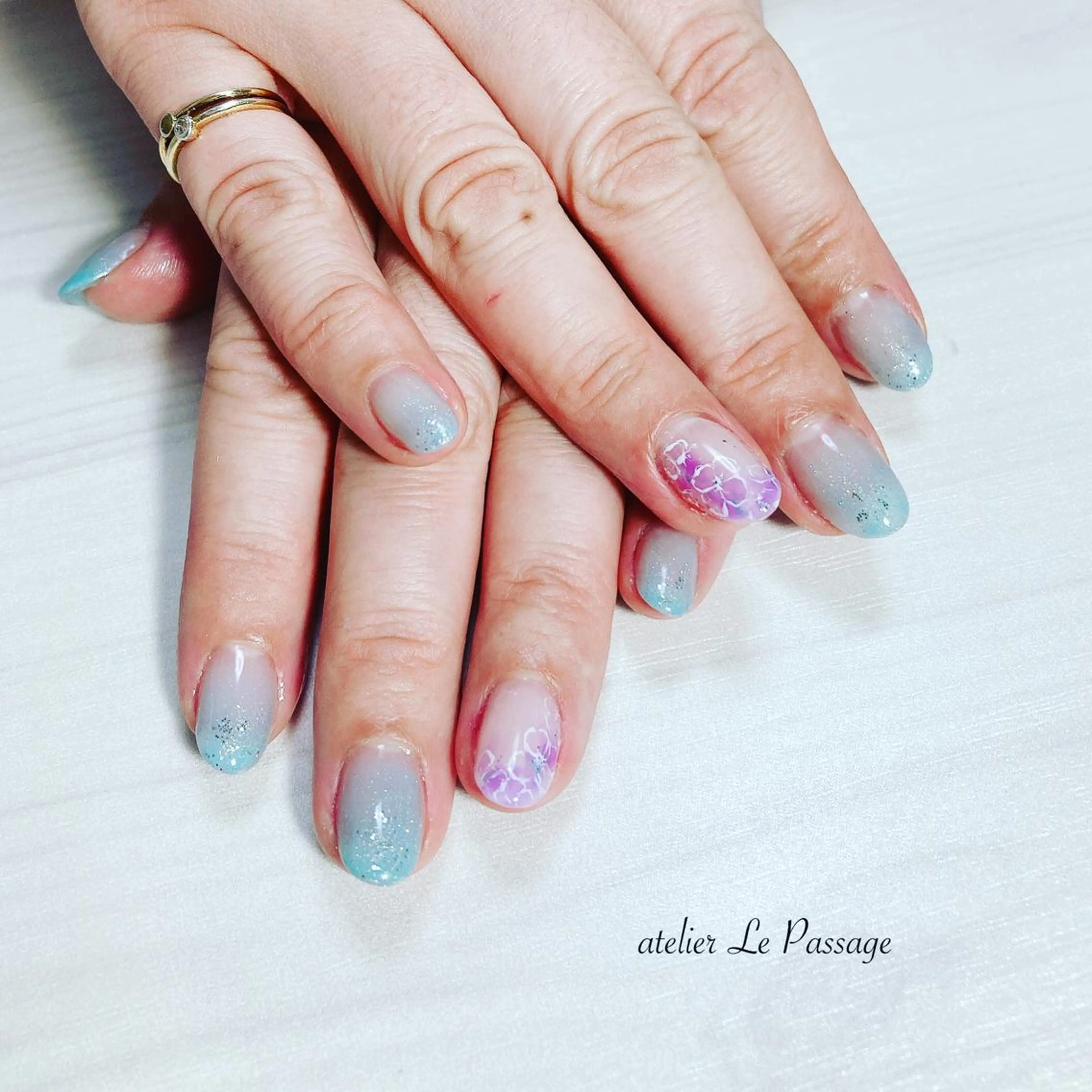 ネイル ジェルネイル ニュアンスネイル オフィスネイル ワンカラーネイル パラジェル Atelier Le Passage所属・h nakatsukaのネイルデザイン