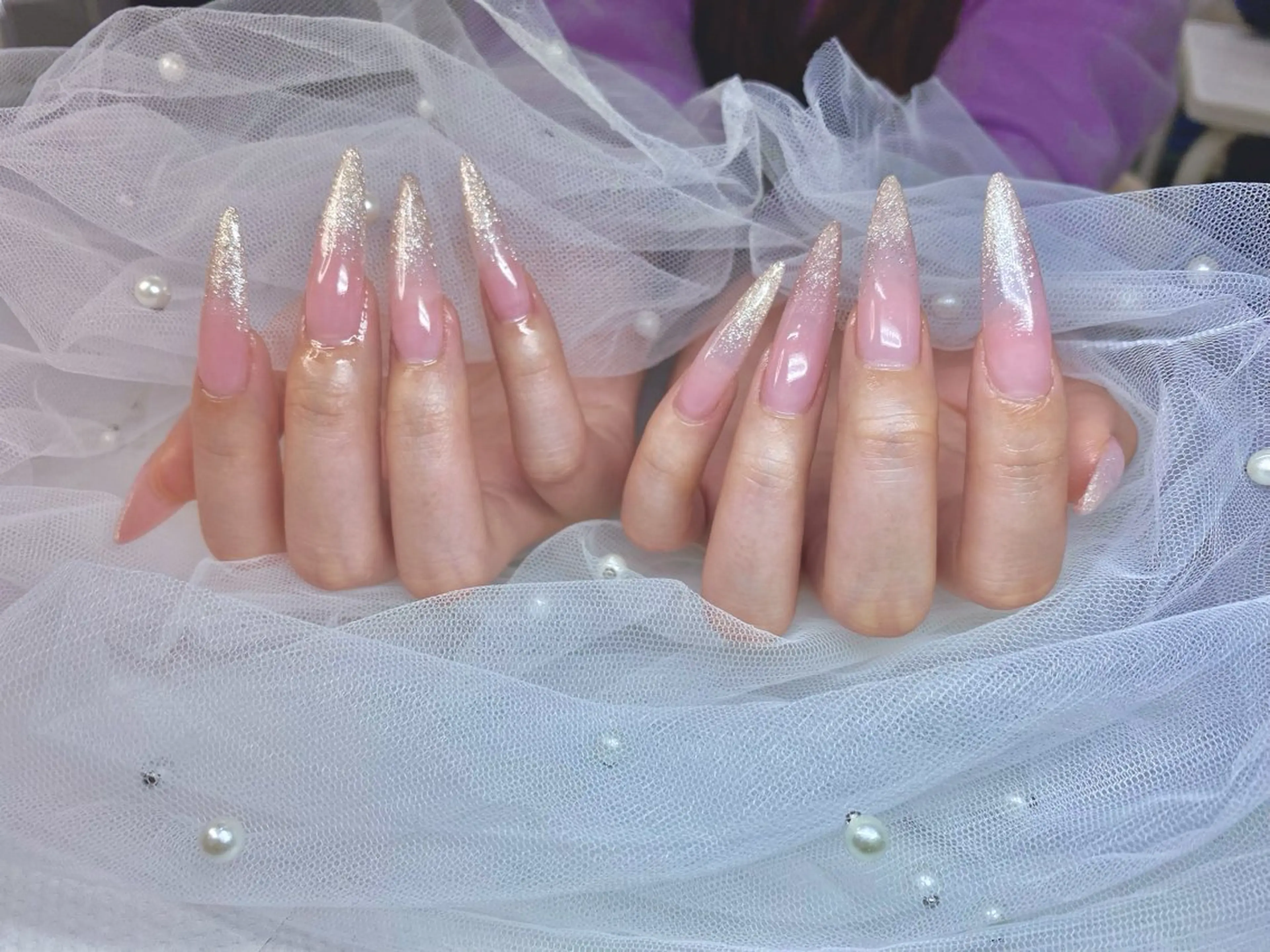 ネイル グラデーション ラメ(グリッター) ラメグラデーション ハンドネイル ハンドケア Epokku ネイルサロンのネイルデザイン