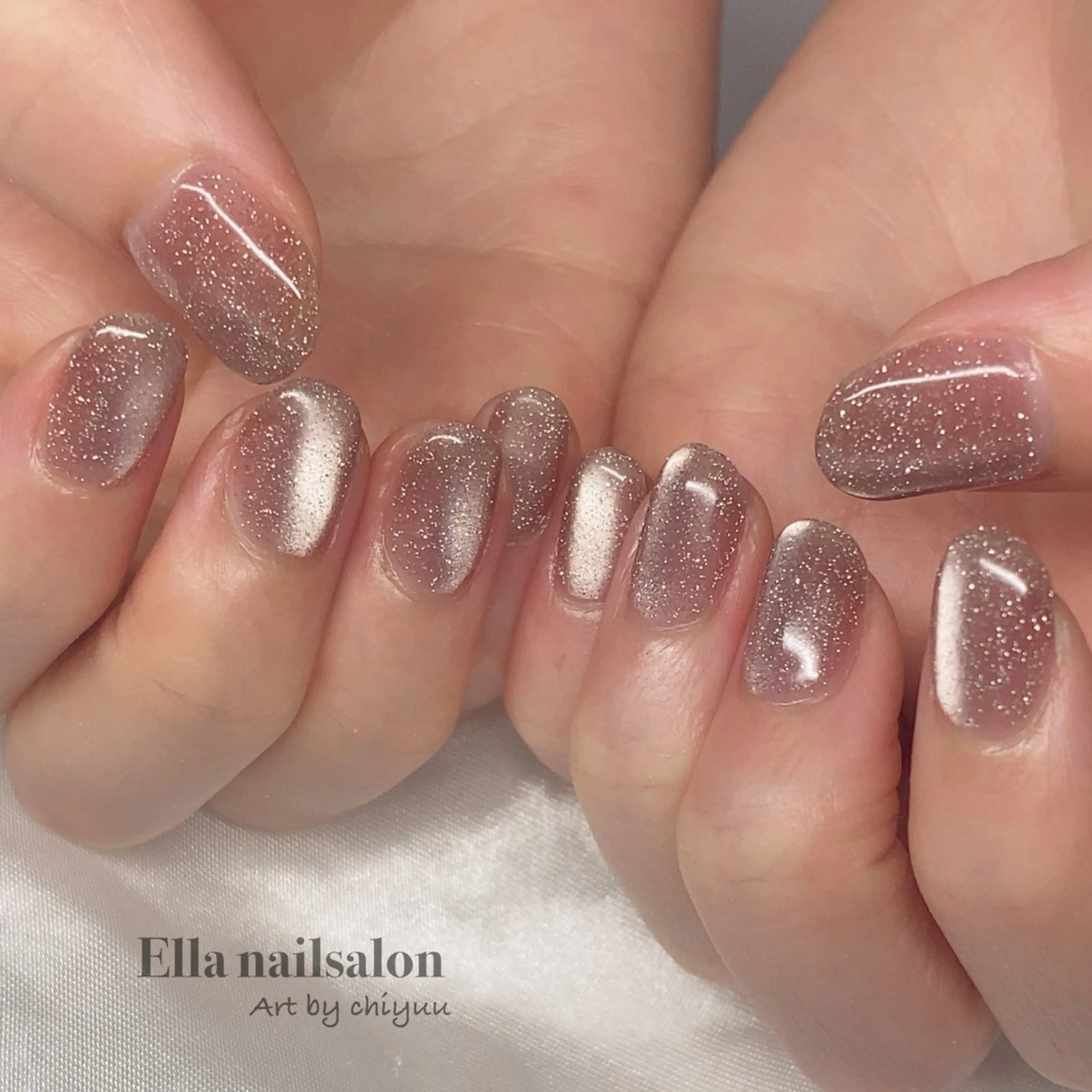 メンズも歓迎🍀*゜マグネットネイルorフラッシュネイルのワンカラー(10本単色塗り)✨フットも可能🙆‍♀️の写真