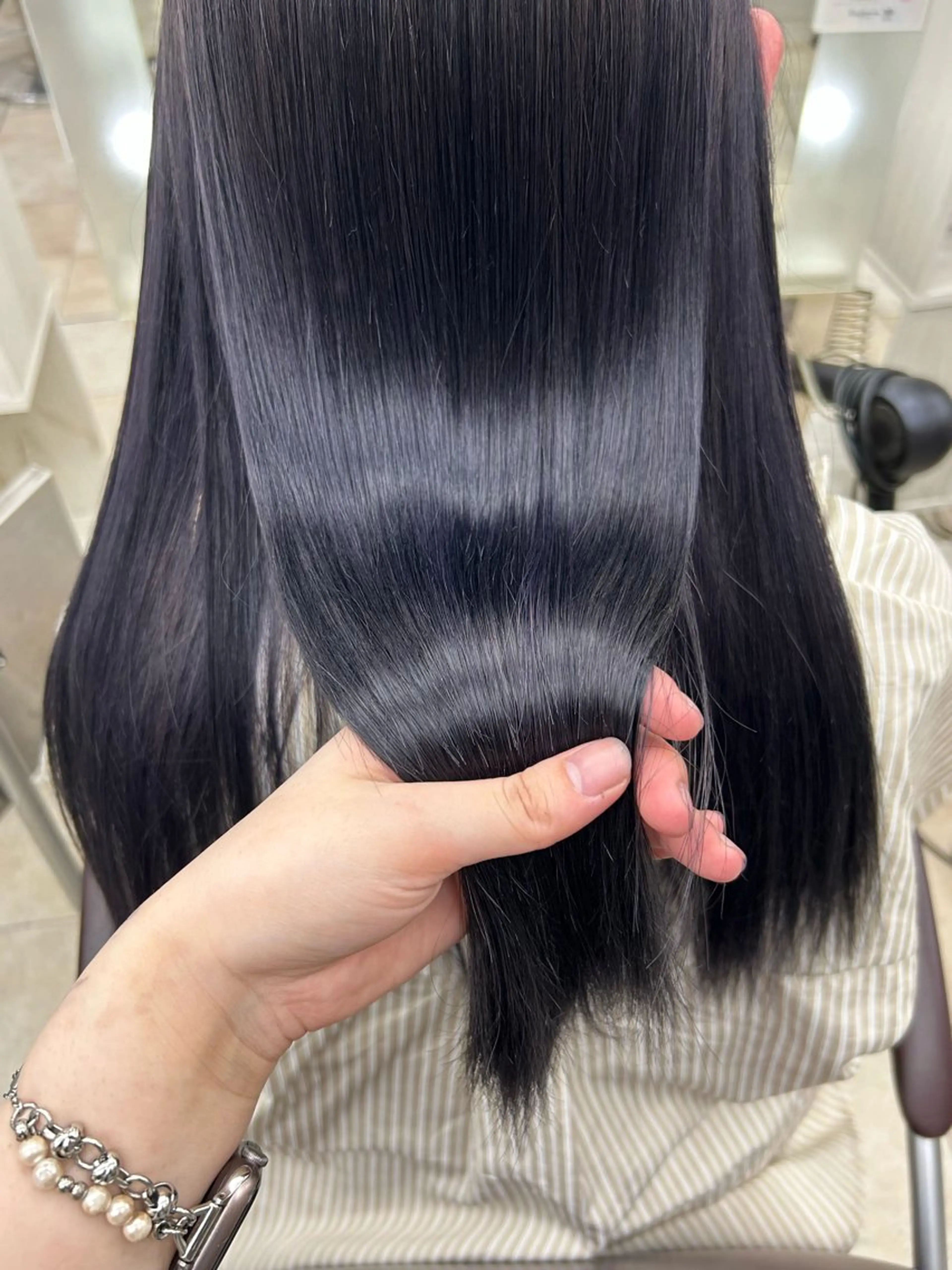 ロング カラー カット ヘアカラー ツヤハイトーン/ レイヤー💫mayuのヘアスタイル