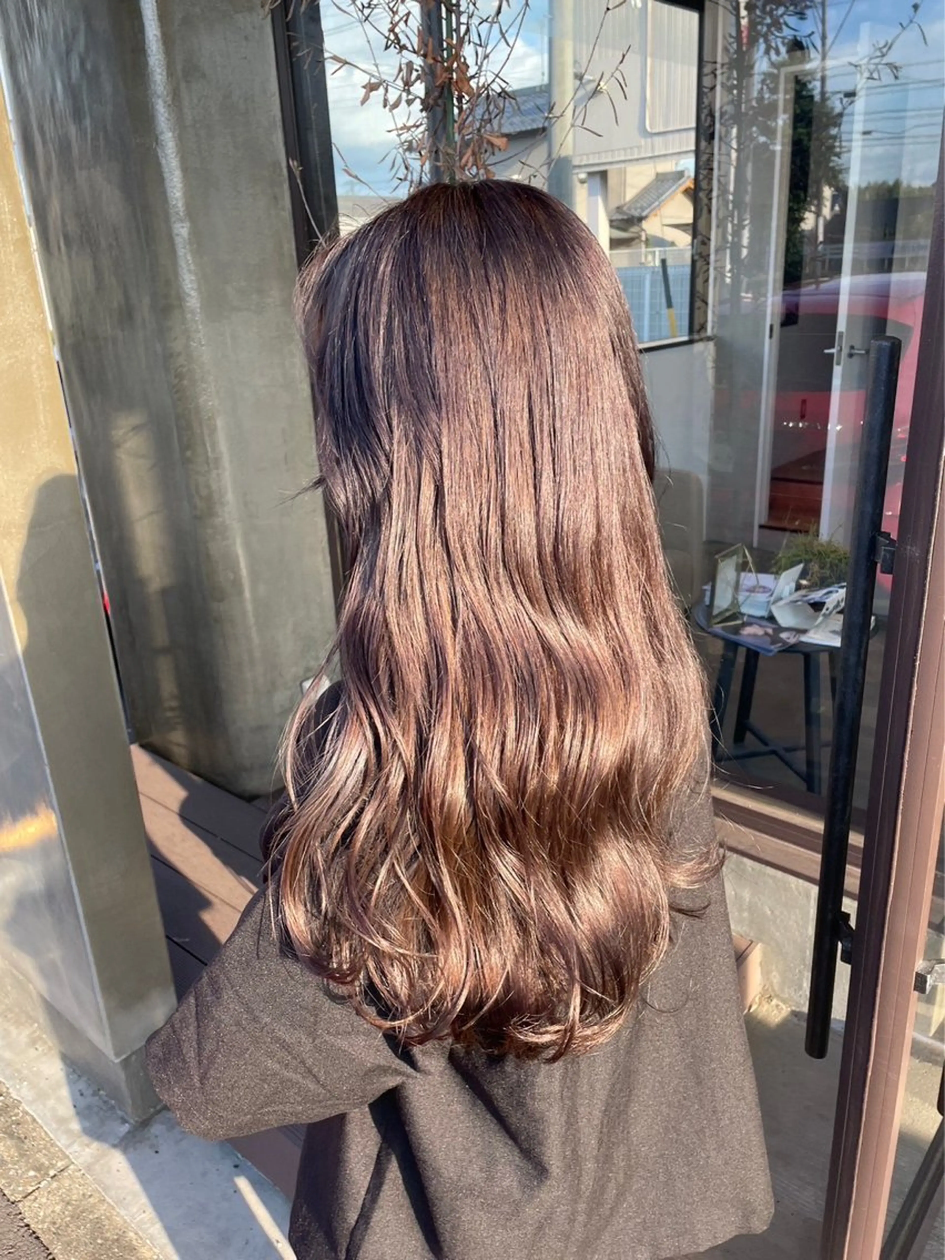 カラー 髙橋 美妃のヘアスタイル