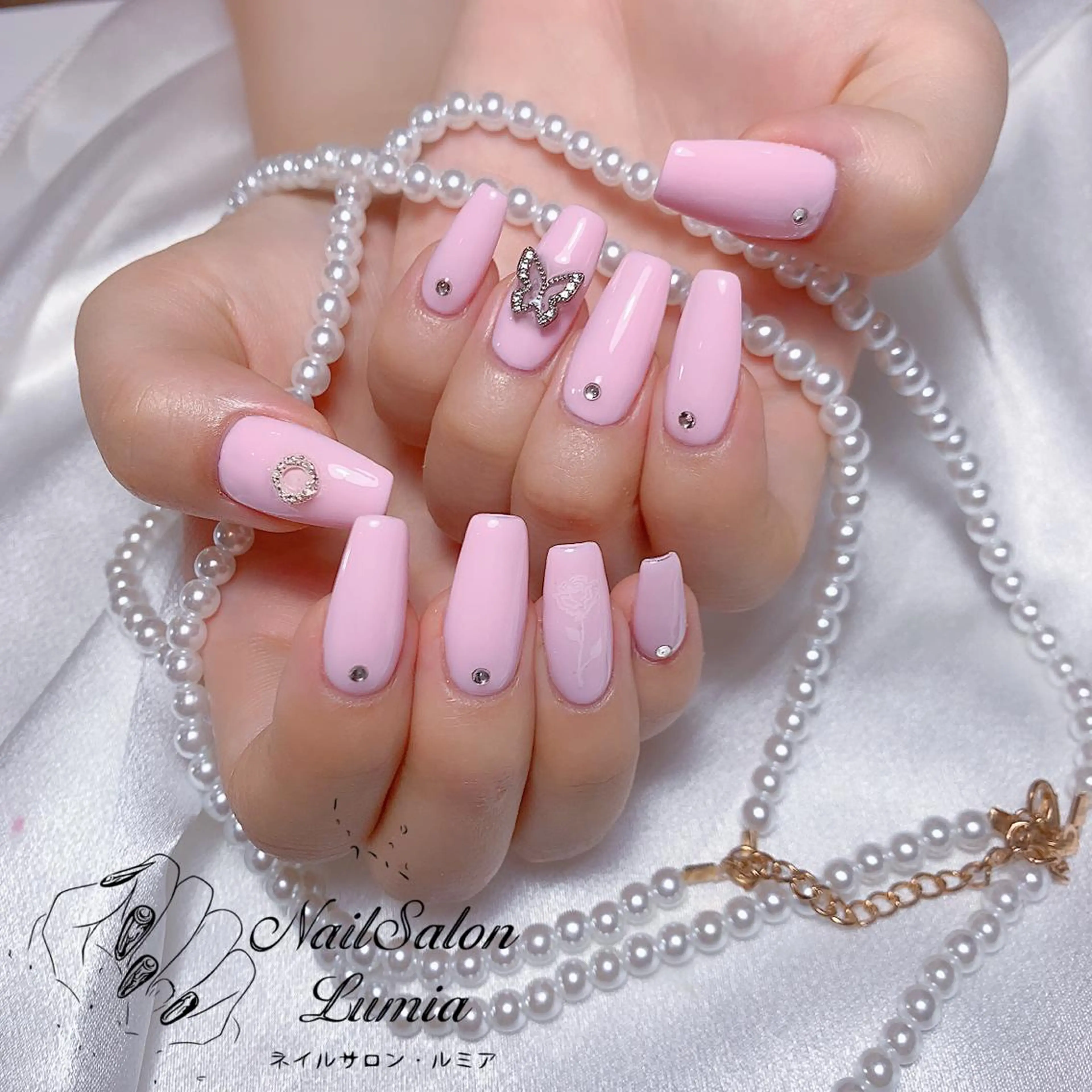 ネイル ハンドネイル ネイルサロン ルミア Lumia 店長のネイルデザイン