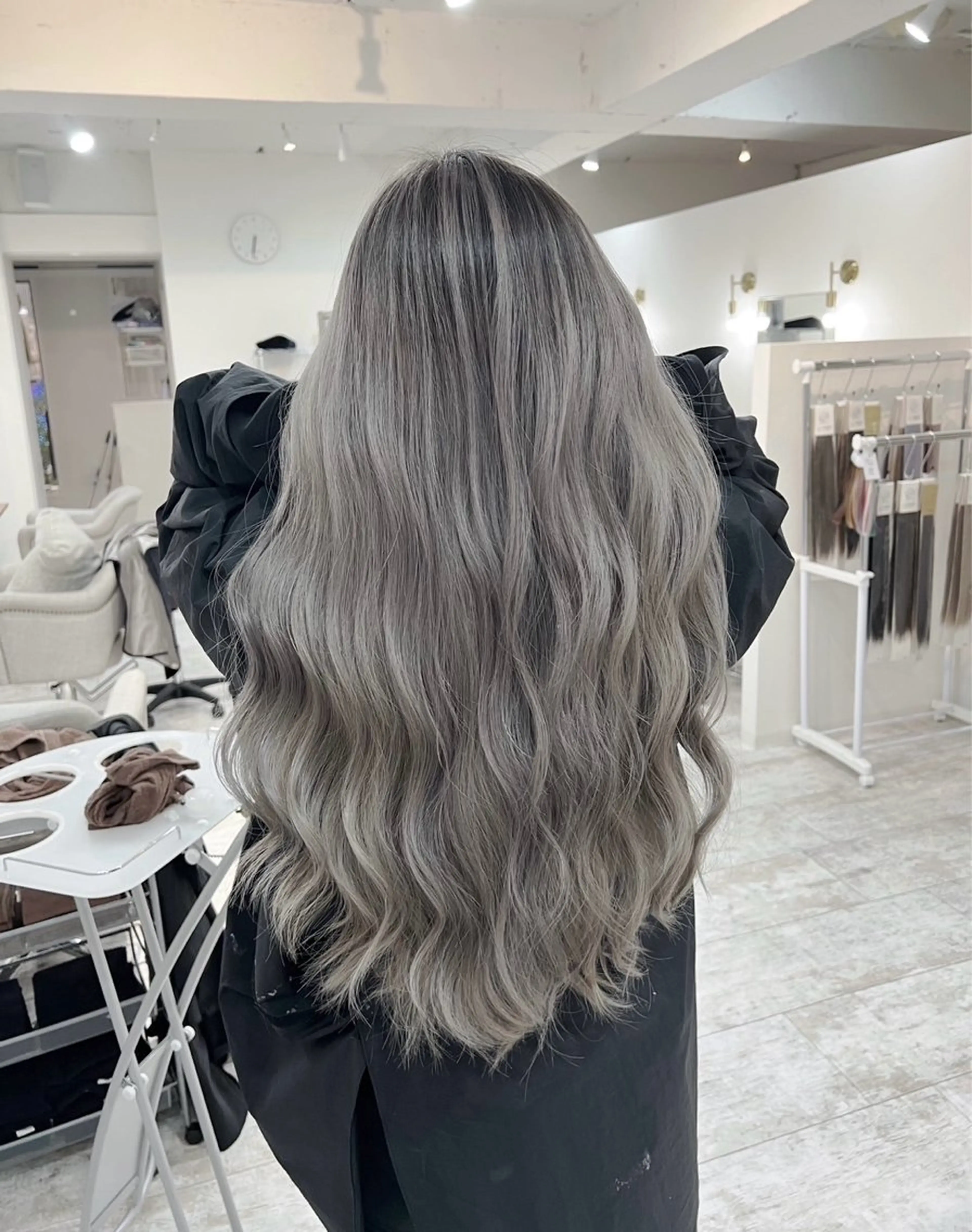 ロング カラー バレイヤージュ グレージュ レイヤーカット ヘアカラー トリートメント ROBIN所属・指名数No.1 /NAOYAのヘアスタイル