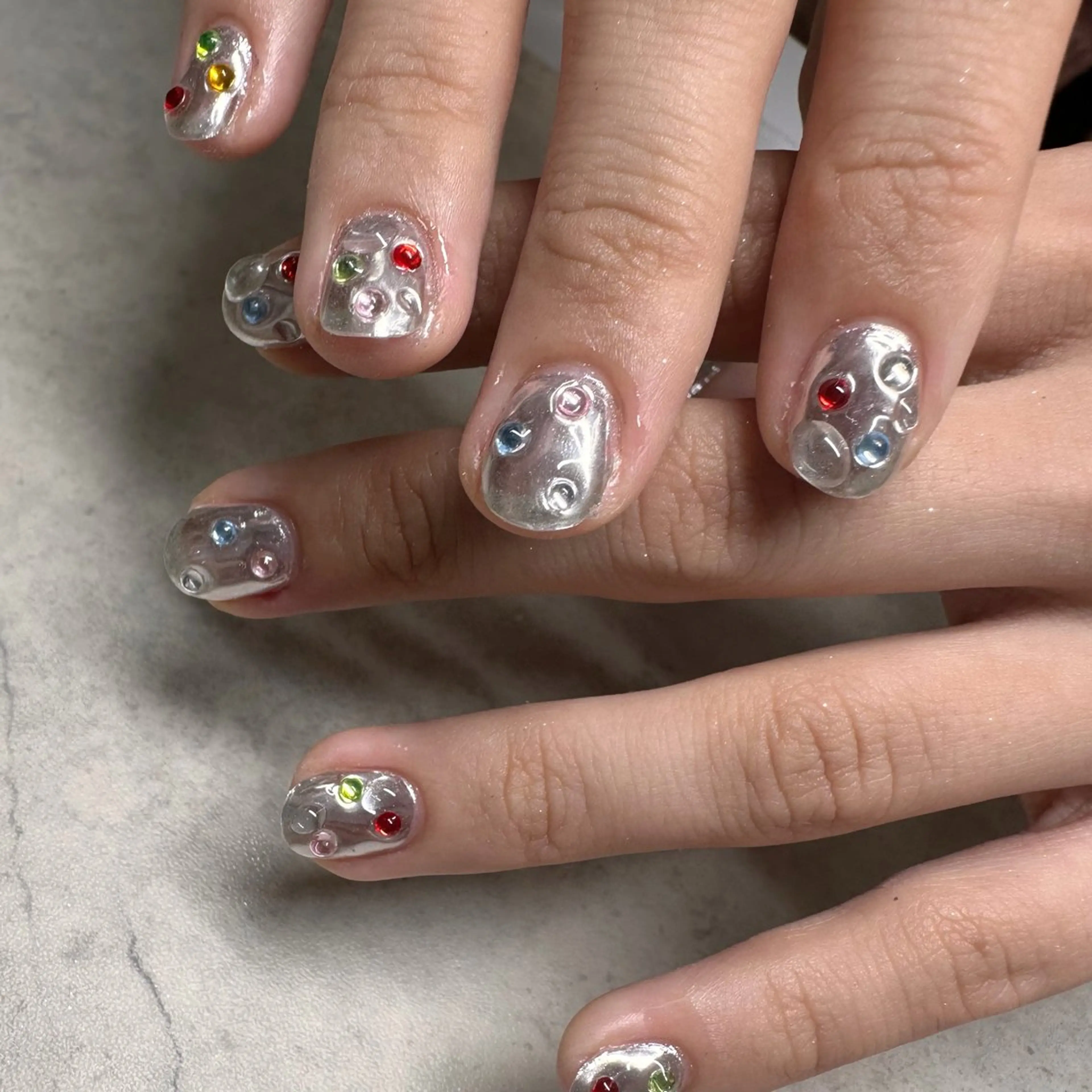 ネイル ロングネイル ミラーネイル ショートネイル ストーンネイル ハンドネイル ハンドケア RaLa（ネイル&アイラッシュ）所属・🫧RaLa ⭐︎AYAKA🫧のネイルデザイン