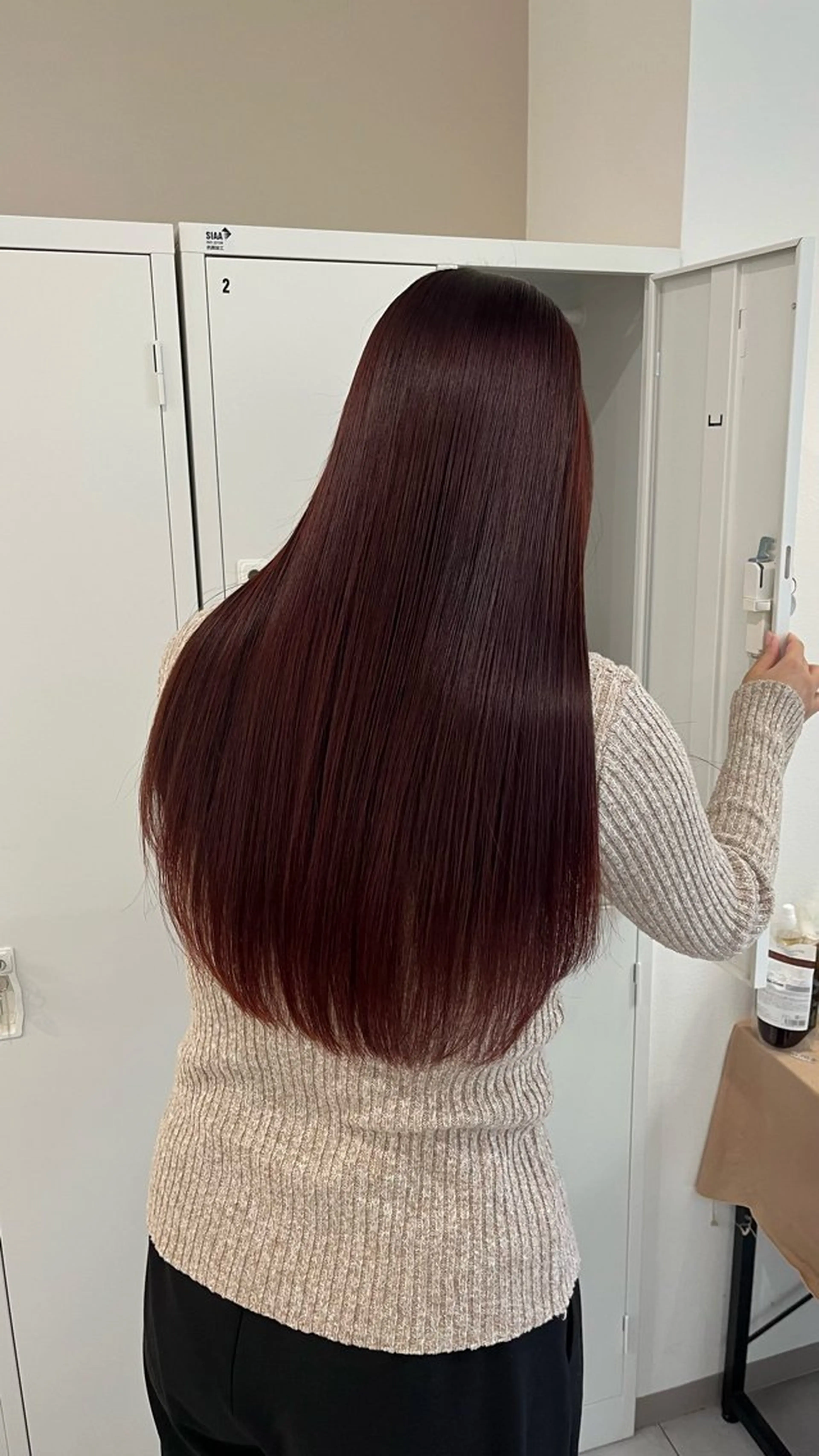 ロング カラー レッドカラー Era MINAMIのヘアスタイル