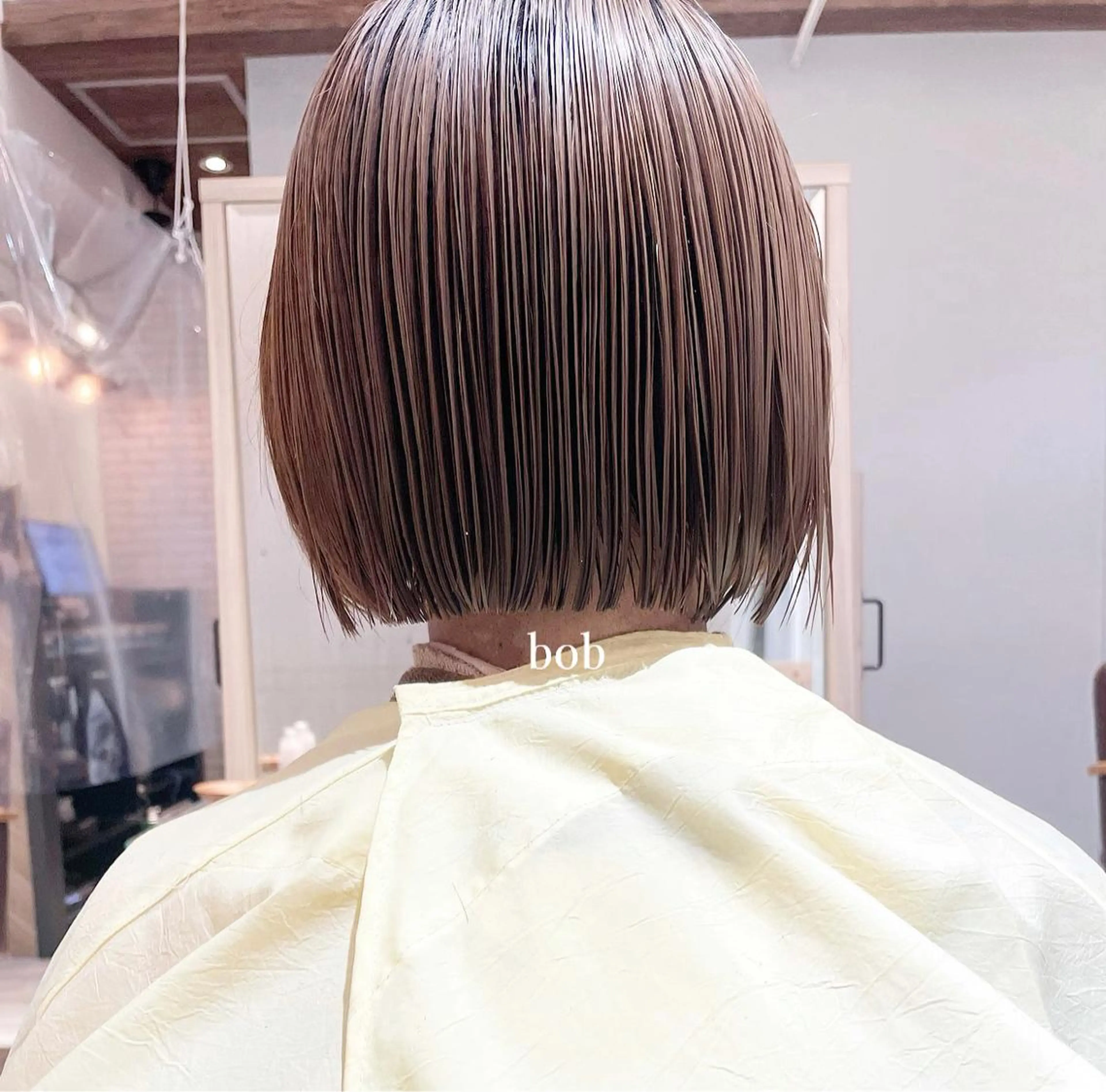 ショート カラー ケアブリーチ/ エクステ/レイヤーのヘアスタイル