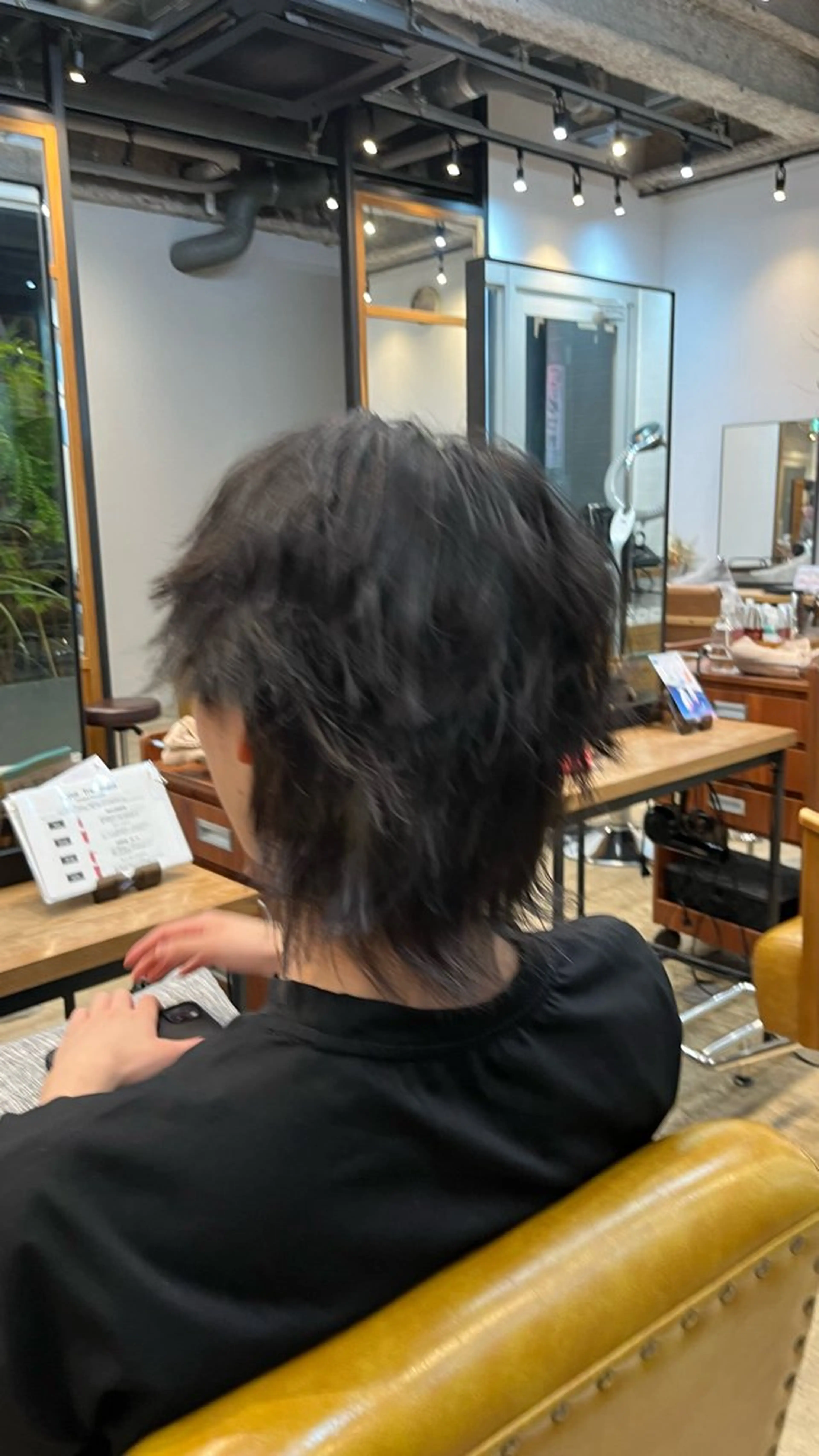 ショート 岡野 豪のヘアスタイル