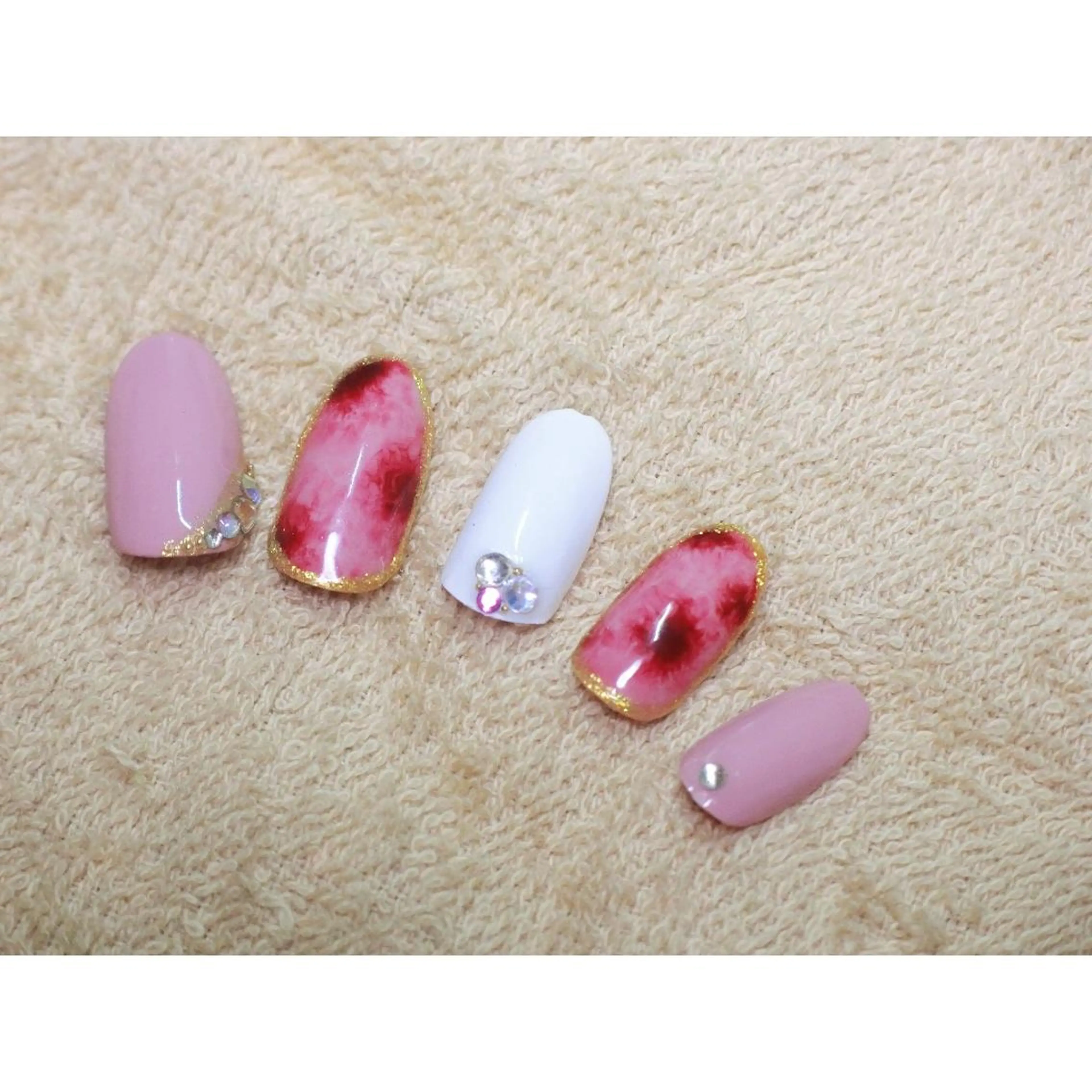 ネイル 痛ネイル/ワンホン/ フィルイン/長さだしのネイルデザイン