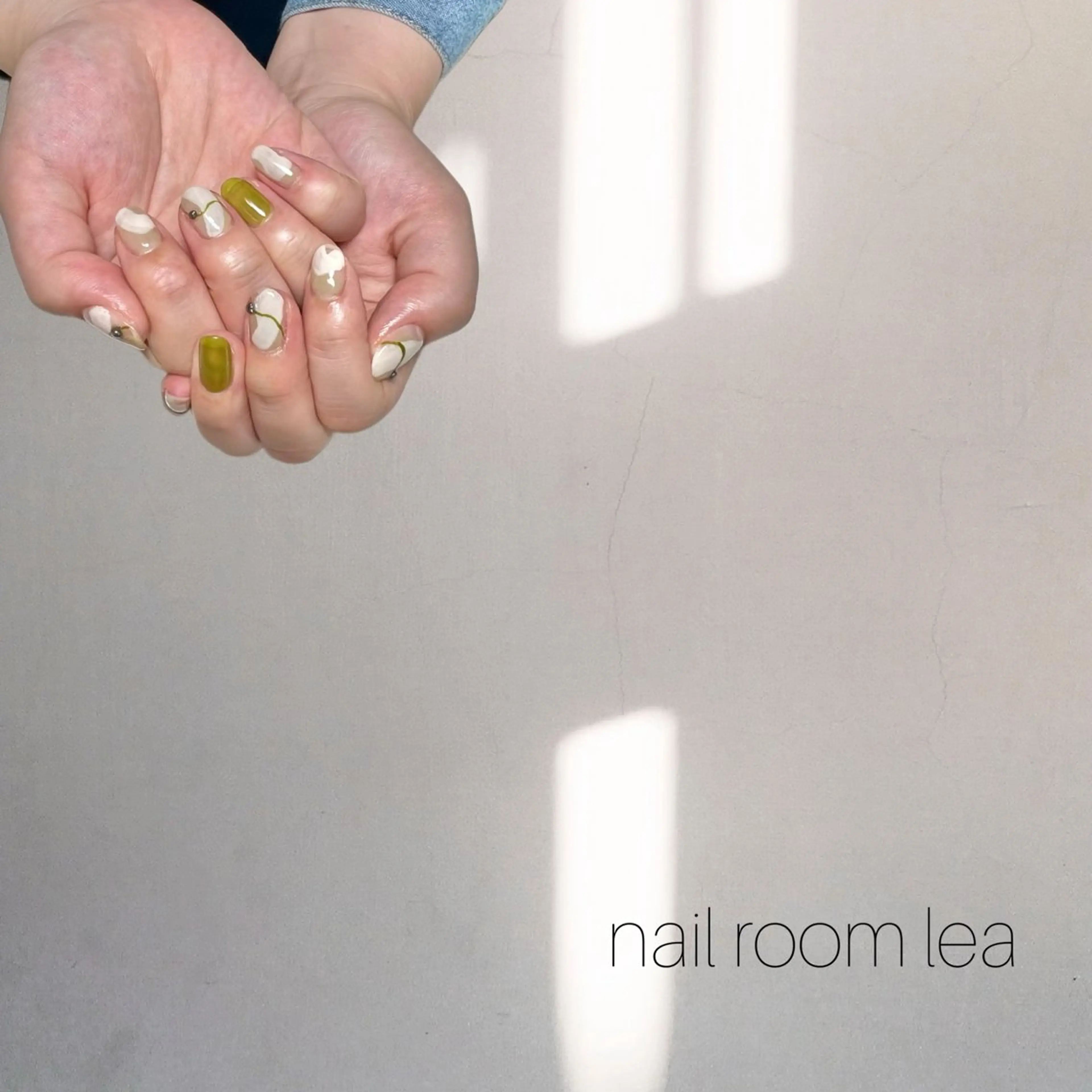 ネイル ハンドネイル ハンドケア nailroom leaのネイルデザイン