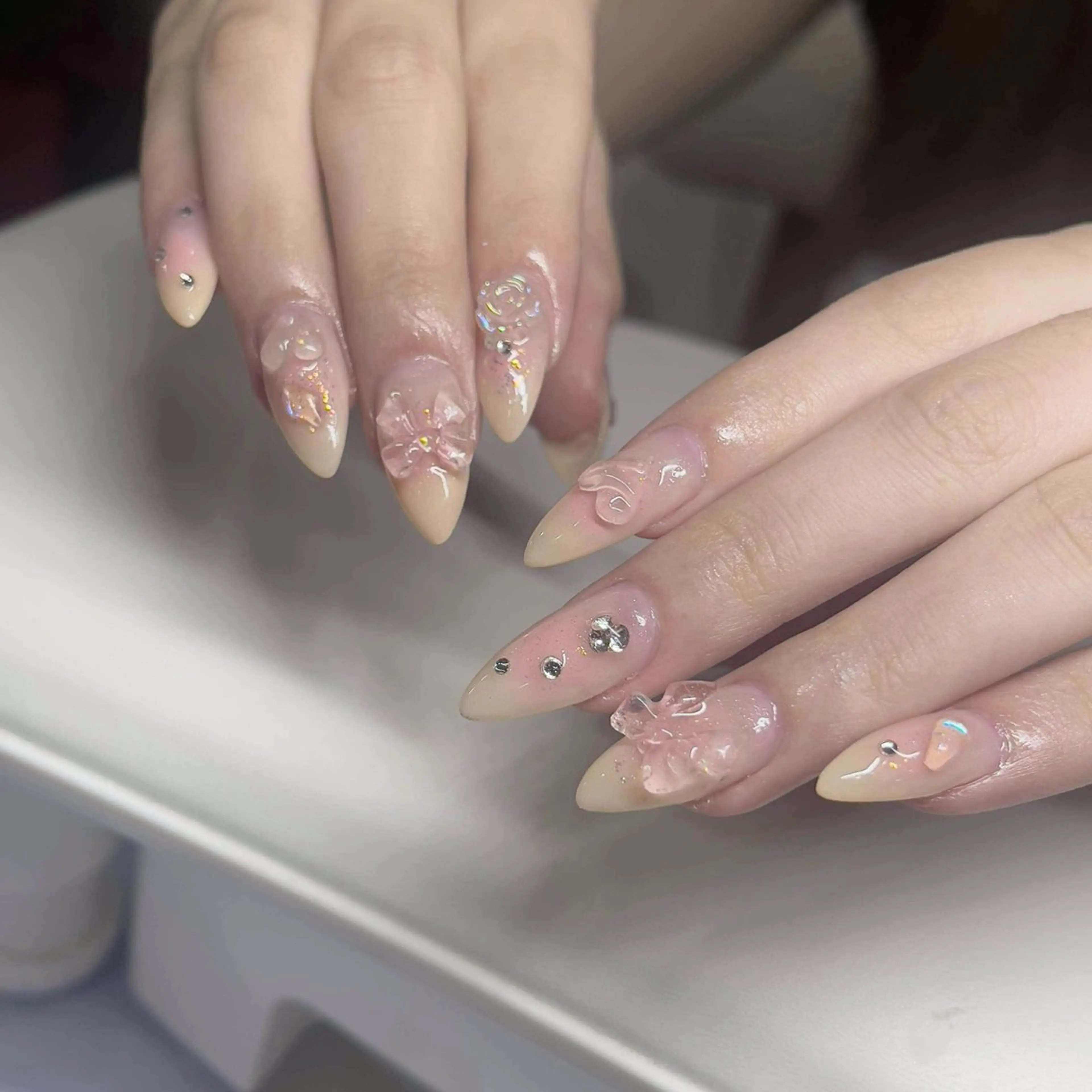 ネイル マグネットネイル ネイルチップ ハンドネイル NAILS BAR SHINJUKUのネイルデザイン