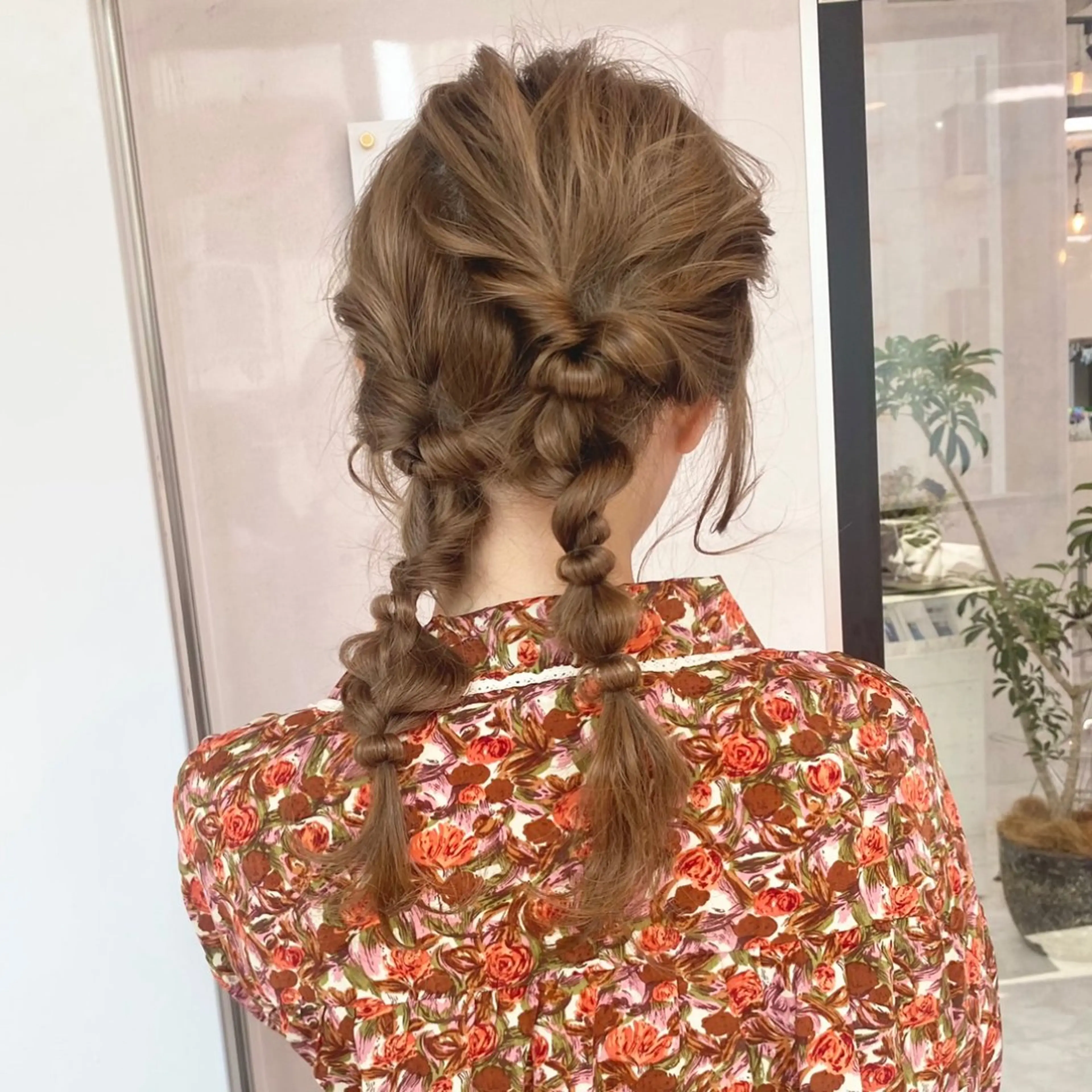 セミロング カラー ヘアアレンジ ヘアセット お悩み解決美容師 💐AMIのヘアスタイル