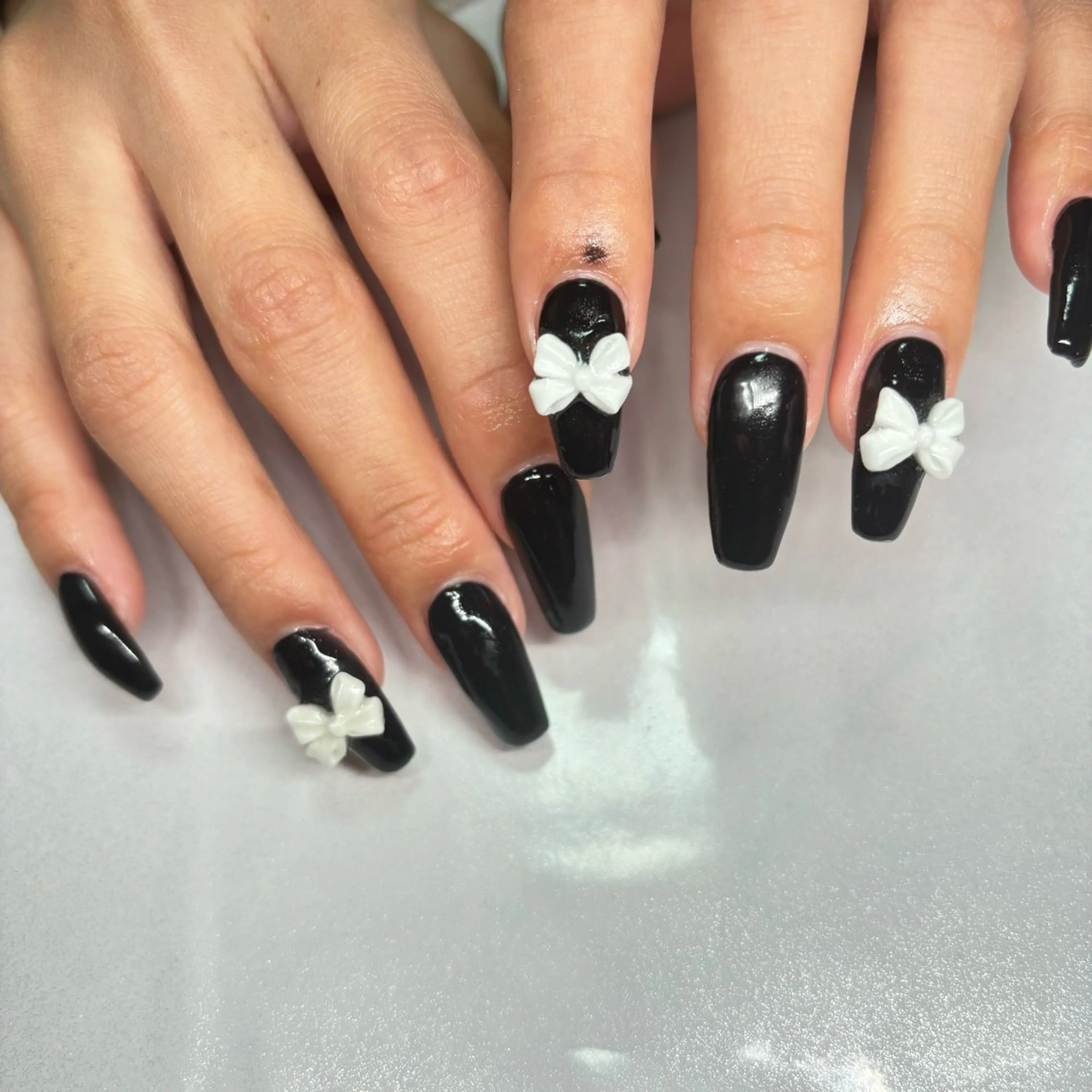 パーマ ニュアンスパーマ RE💟N.NAIL ラテン系お姉さんのネイルデザイン