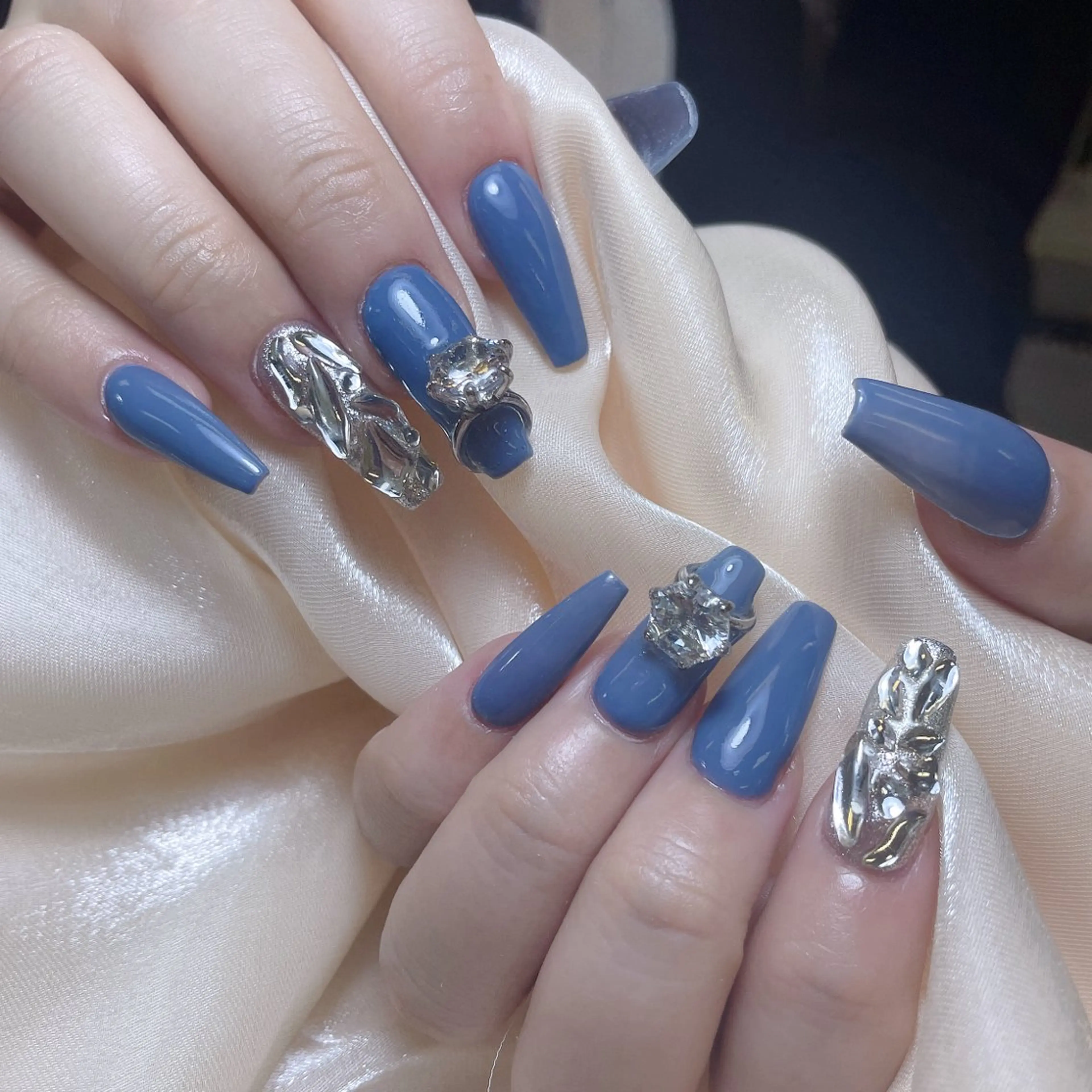 ネイル ハート 韓国ネイル 夏ネイル ワンホンネイル ハンドネイル Melody Nail所属・Melody  3D/スカルプ専門店のネイルデザイン