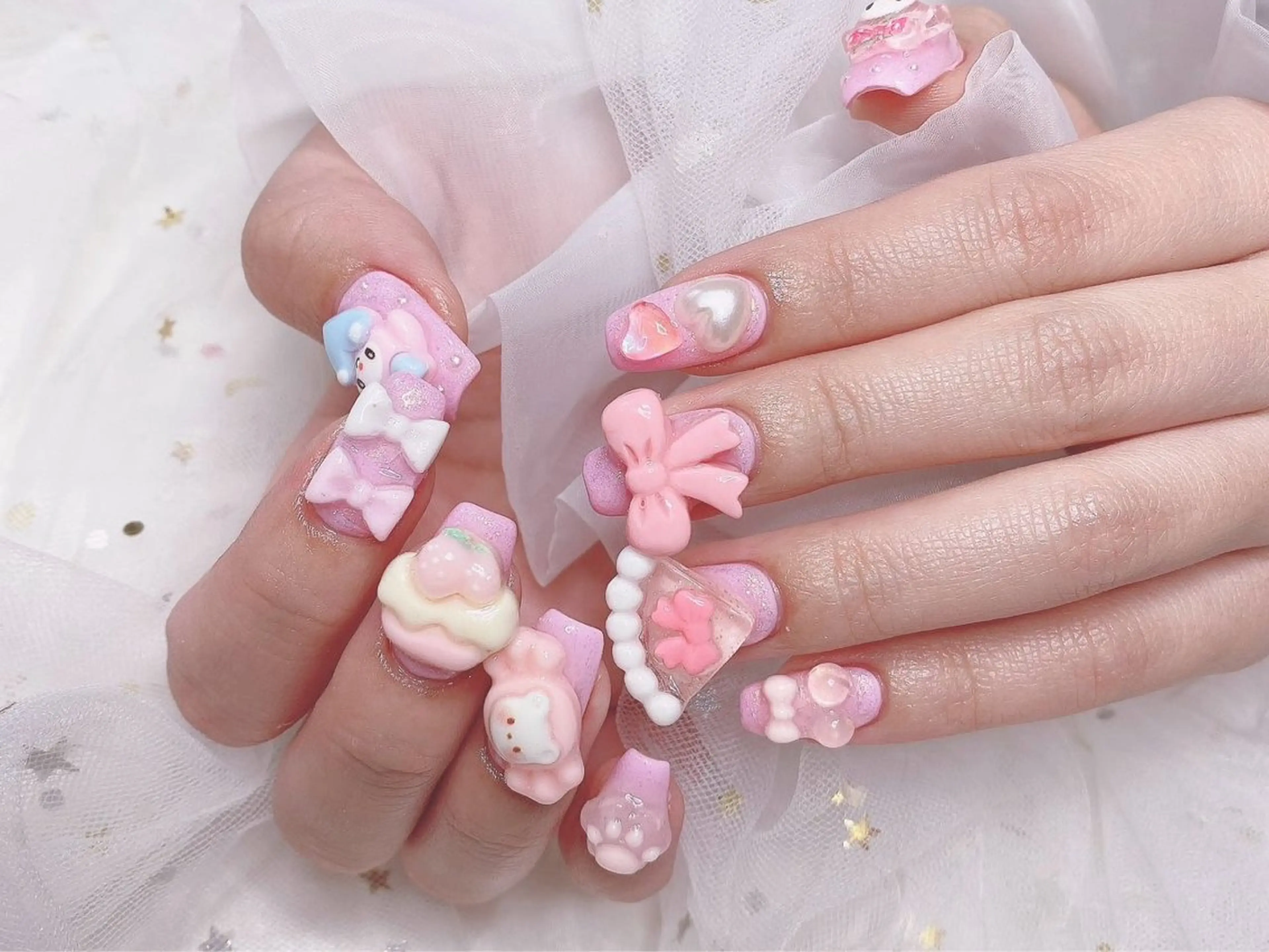 ネイル ジョリ kasumi🌹💅のネイルデザイン