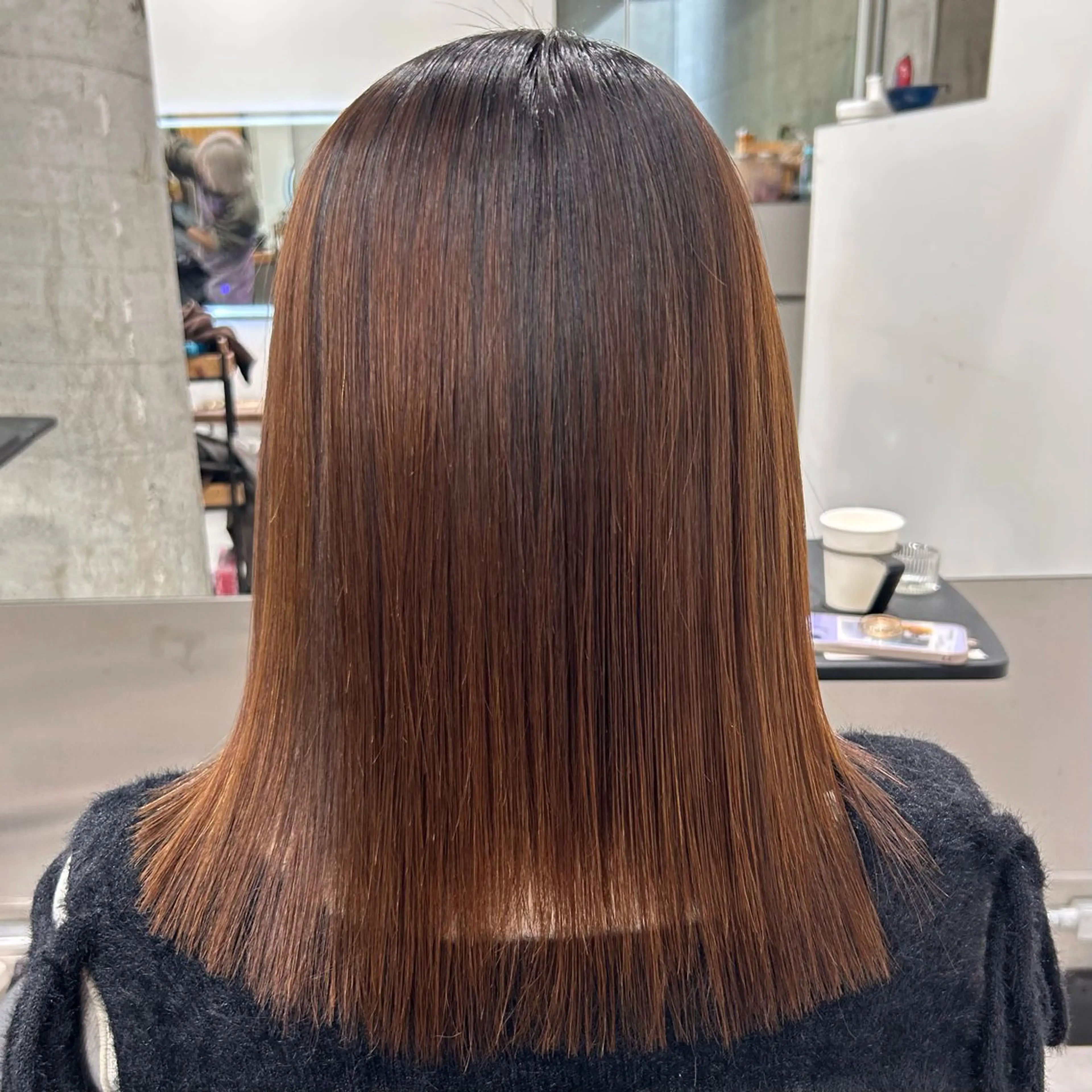 ミディアム 髪質改善 縮毛矯正 縮毛矯正 welring所属・Aoba 🫧艶ハイトーン🫧のヘアスタイル