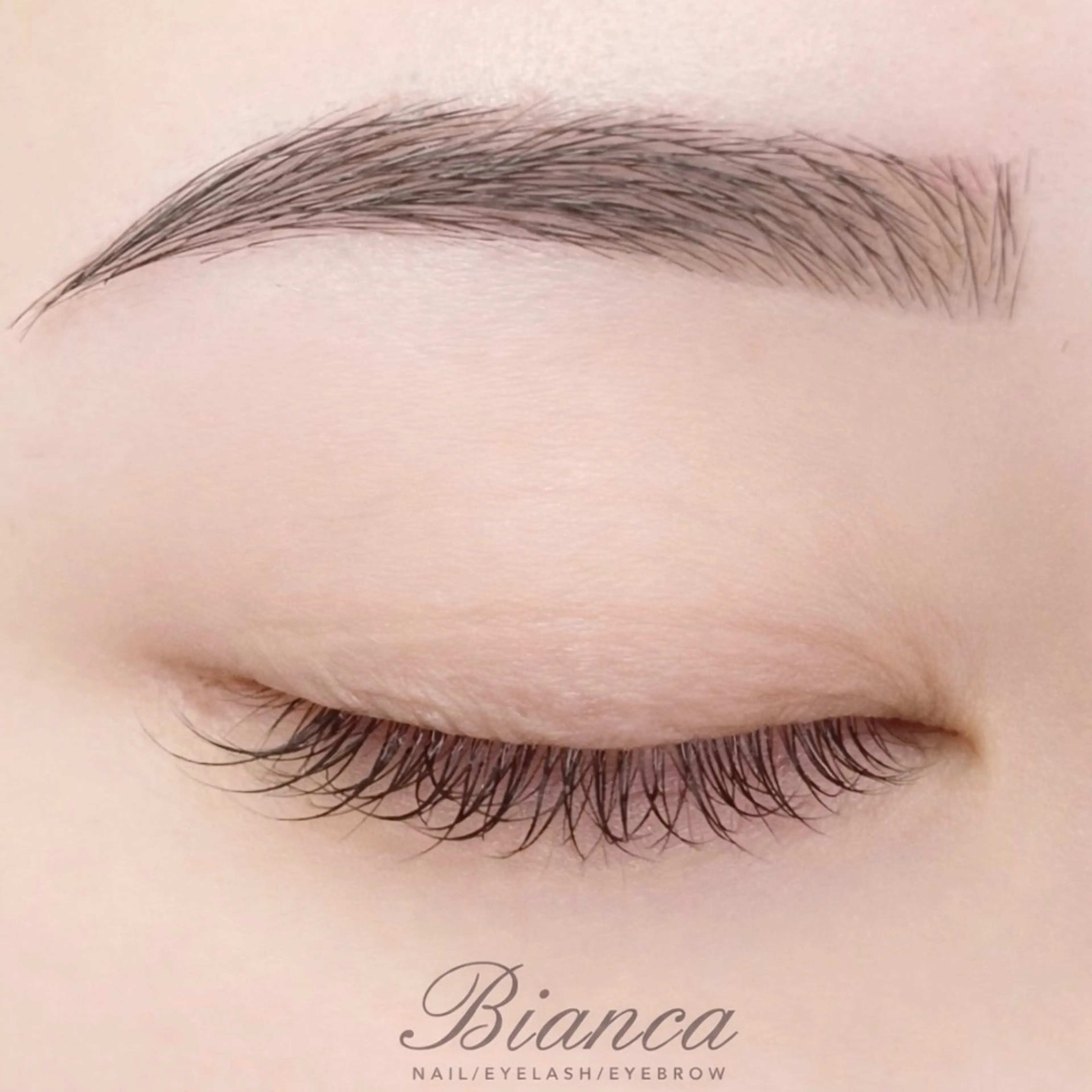 新宿西口🫧アイブロウデザイン WAX+メイク仕上げの写真