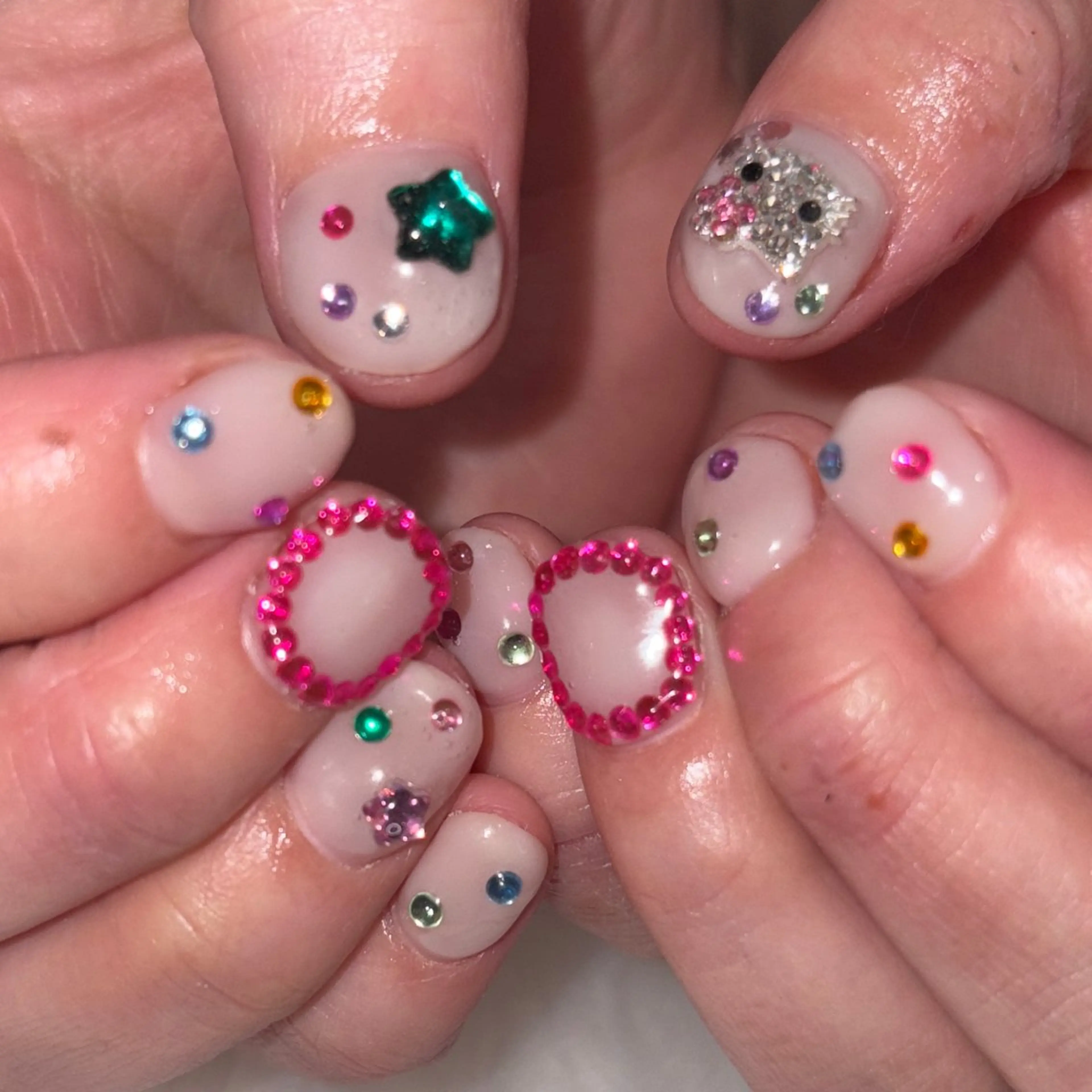 ネイル ハンドネイル 👽個性派ネイル🎀 komachiのマツエク・マツパデザイン