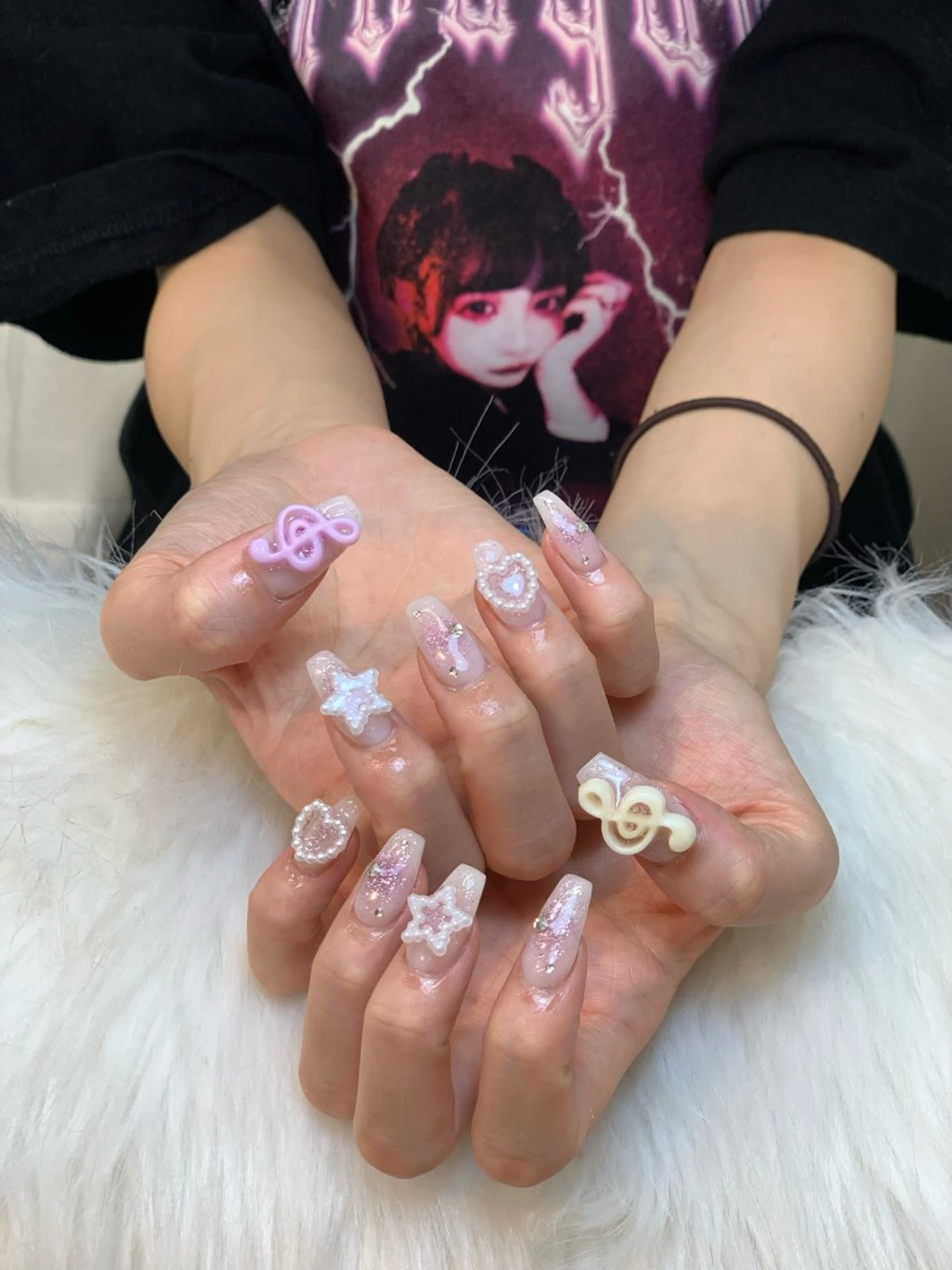 ネイル アートネイル 長さ出し ジェルネイル マグネットネイル ニュアンスネイル ハンドネイル Cloudy Chan 歌舞伎町のネイルデザイン