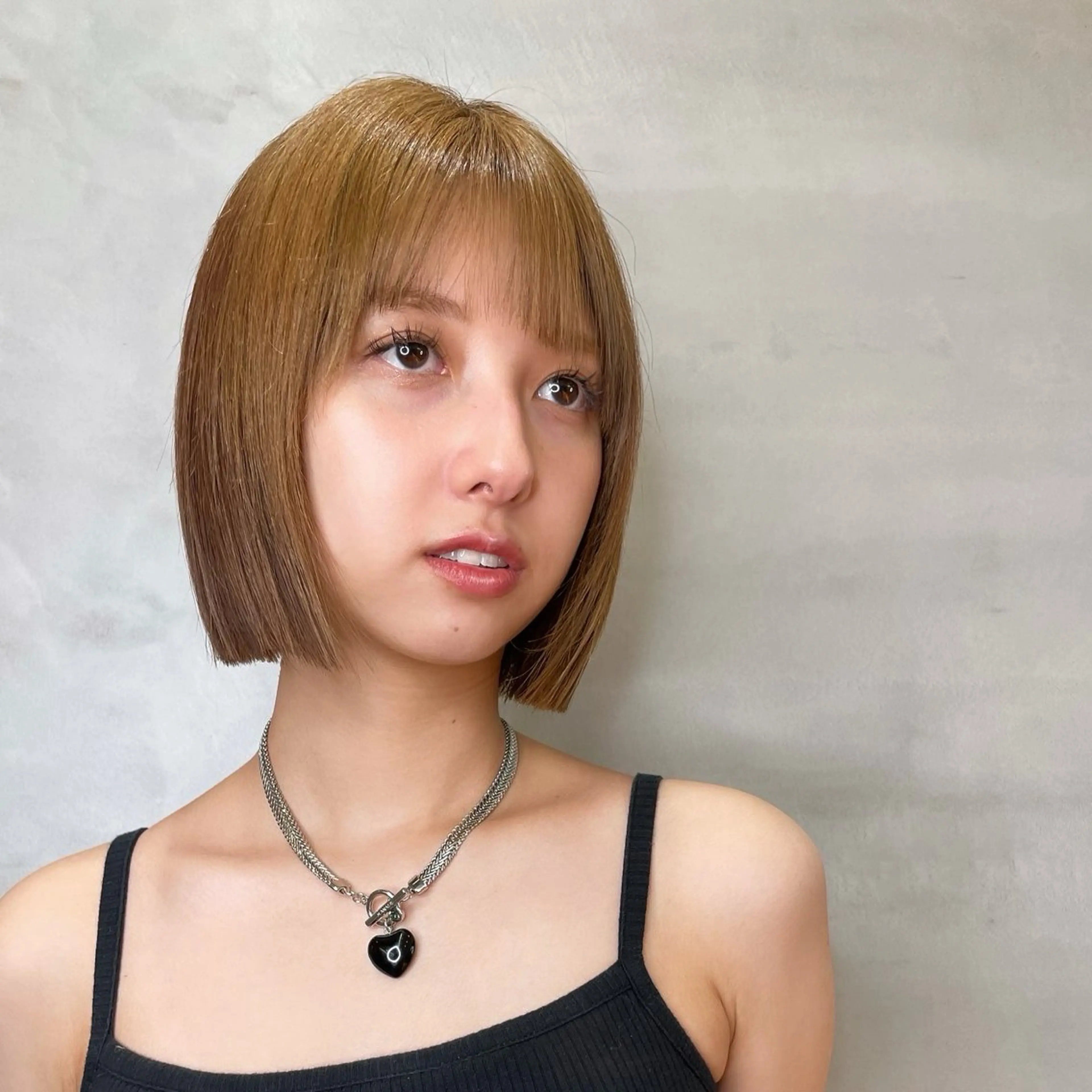 ショート Misaki /ボブ/縮毛矯正のヘアスタイル