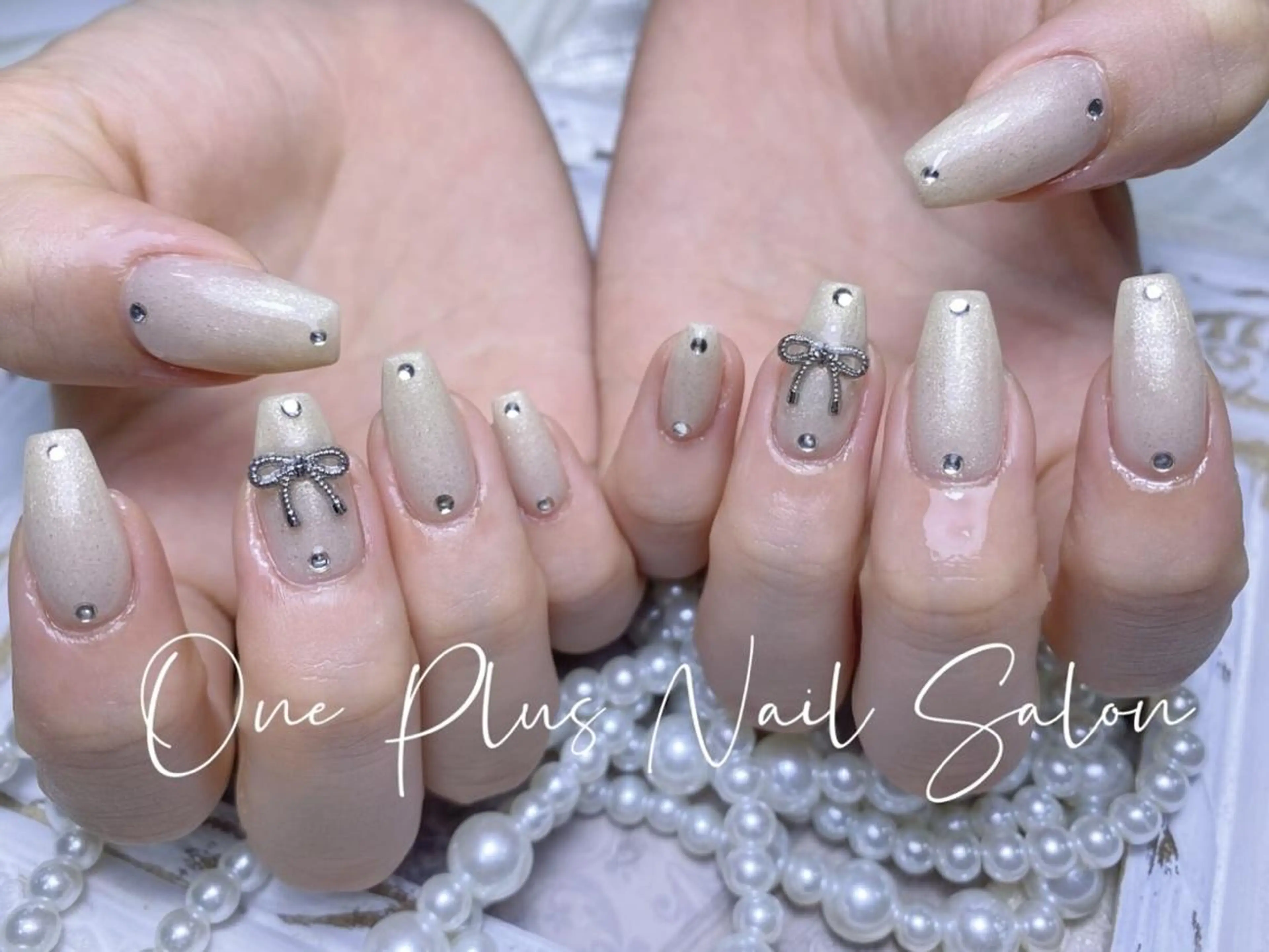 ネイル ジェルネイル キラキラネイル 韓国ネイル ラメ(グリッター) マグネットネイル haruka 🧸のネイルデザイン