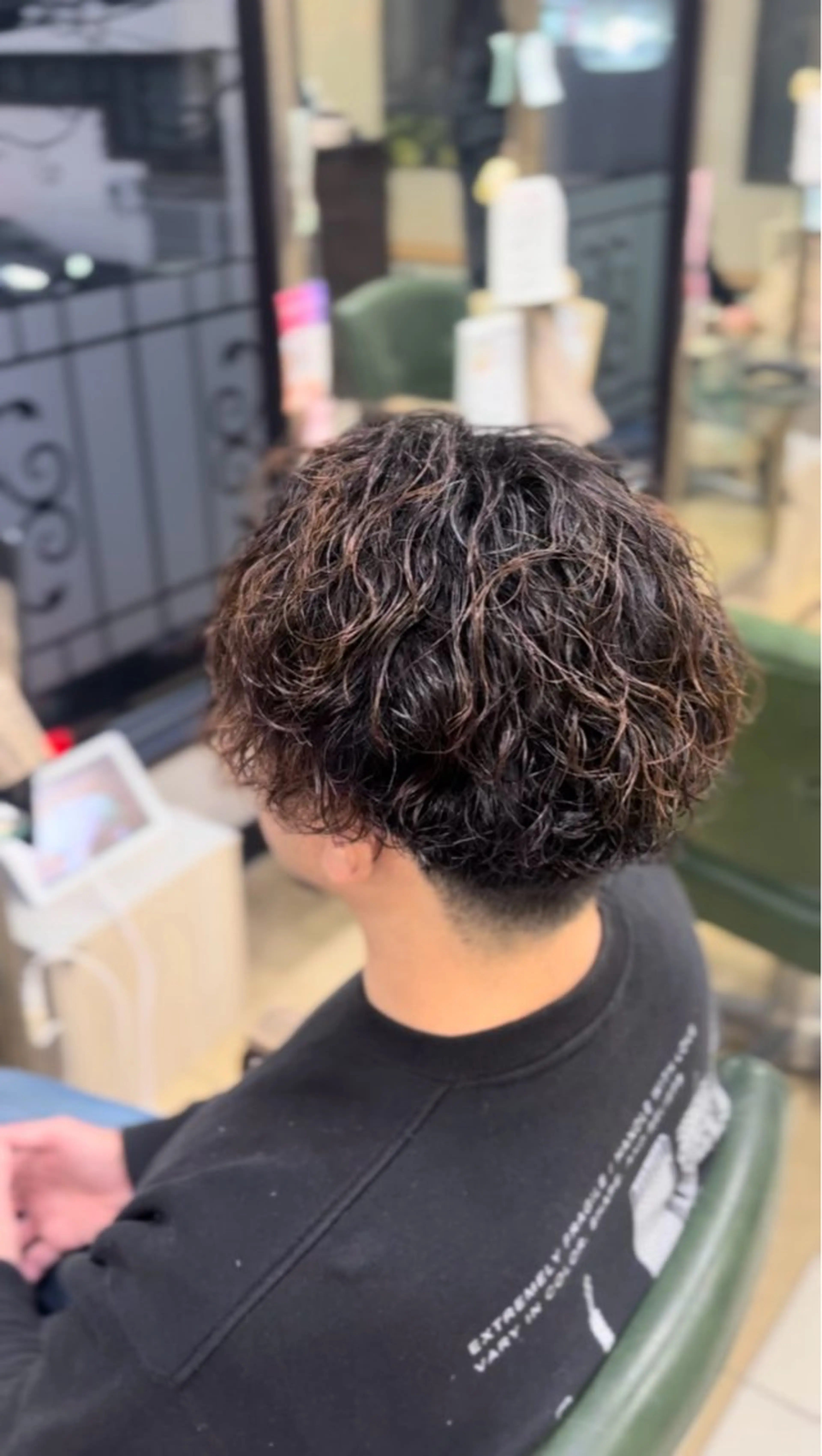 ショート パーマ メンズ 今月限定特別価格！✨ ムウミのヘアスタイル